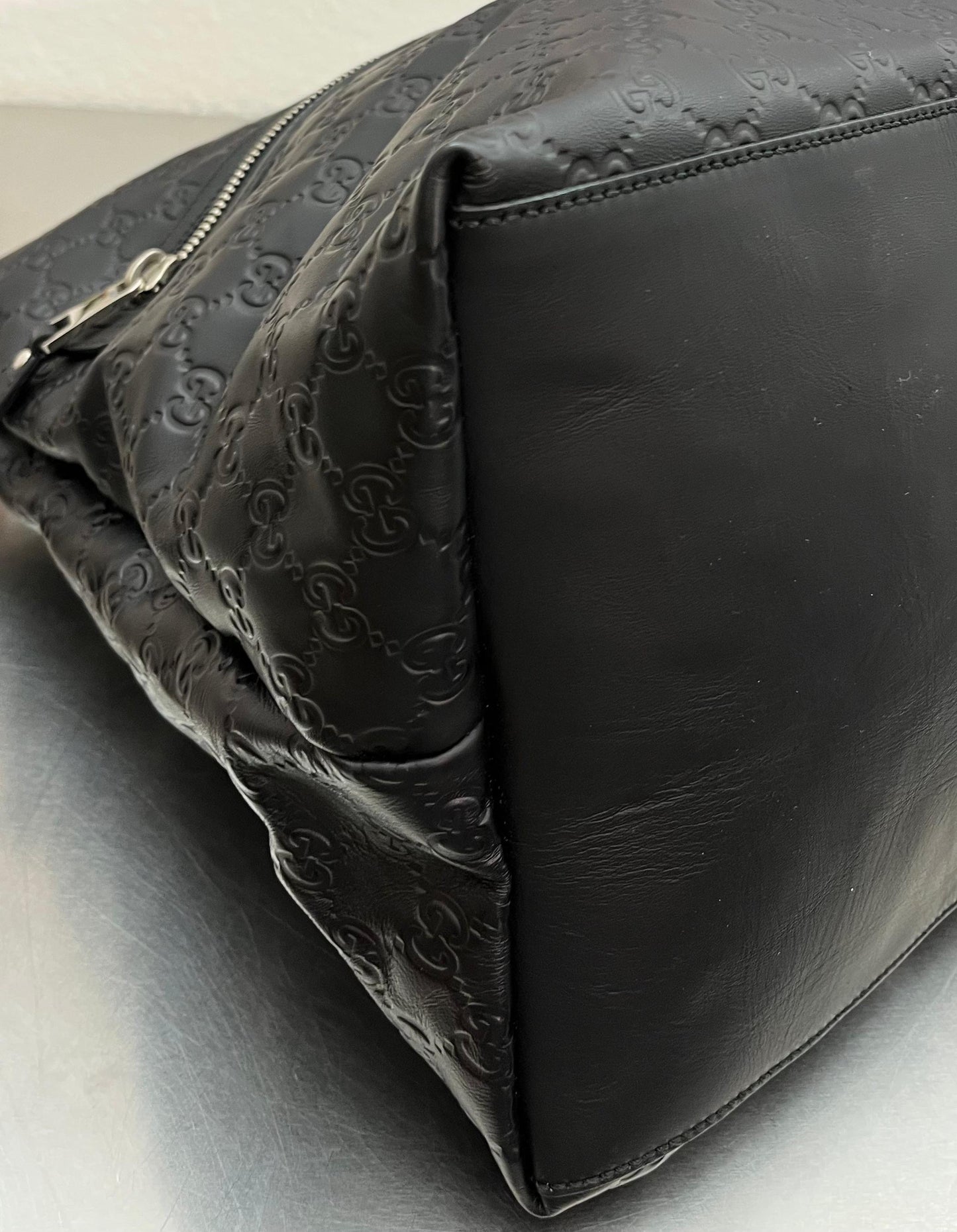 Gucci GG Black Guccissima