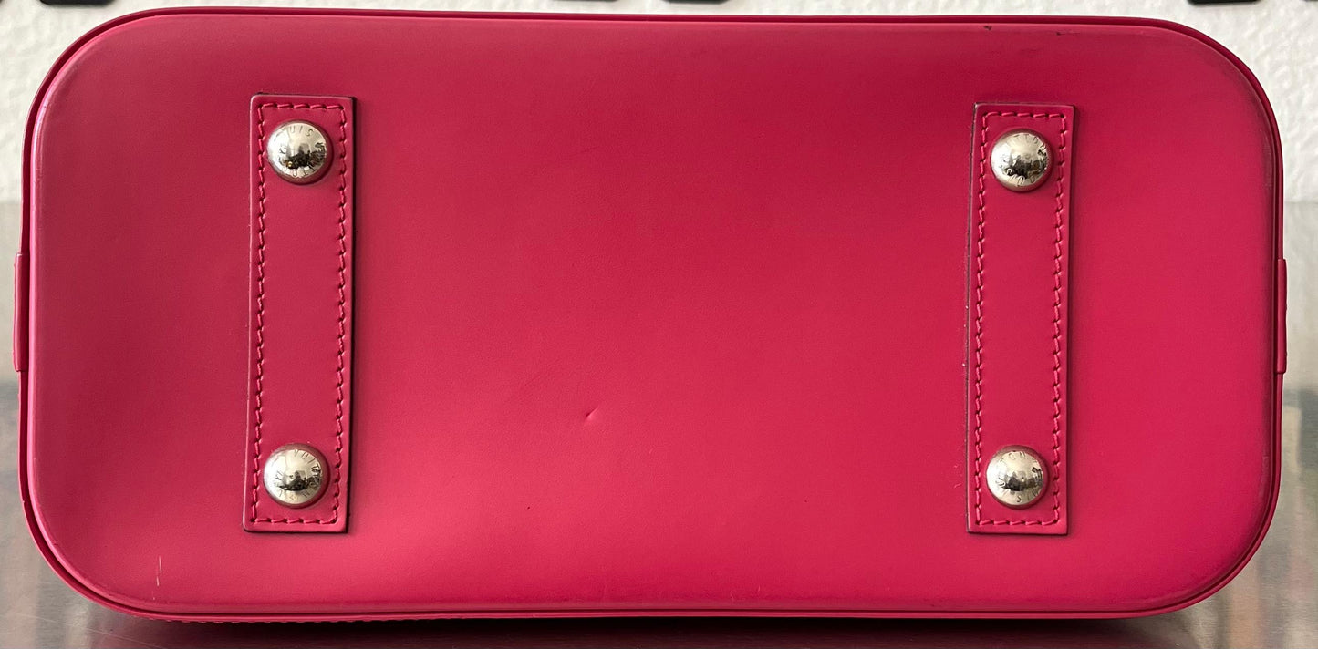Louis Vuitton Alma PM Epi (Pink)