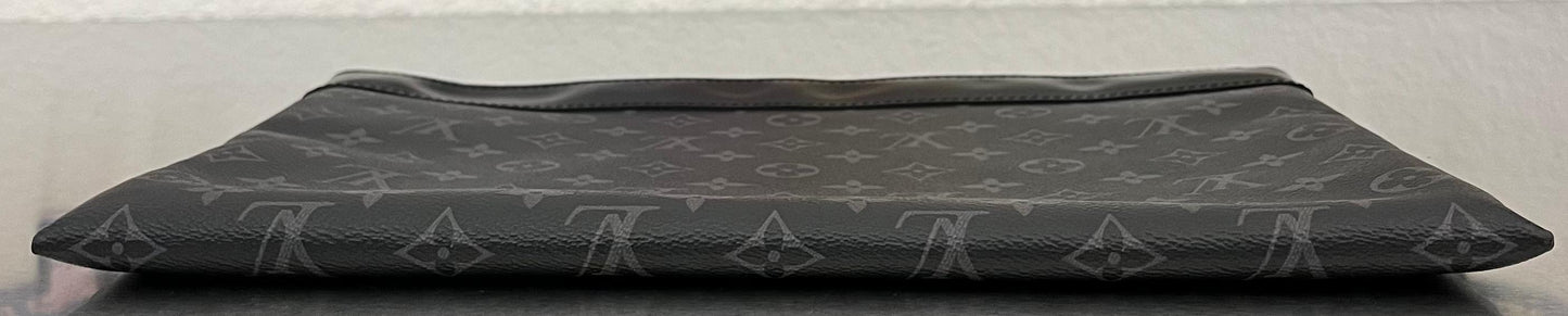 Louis Vuitton Pochette Discovery GM