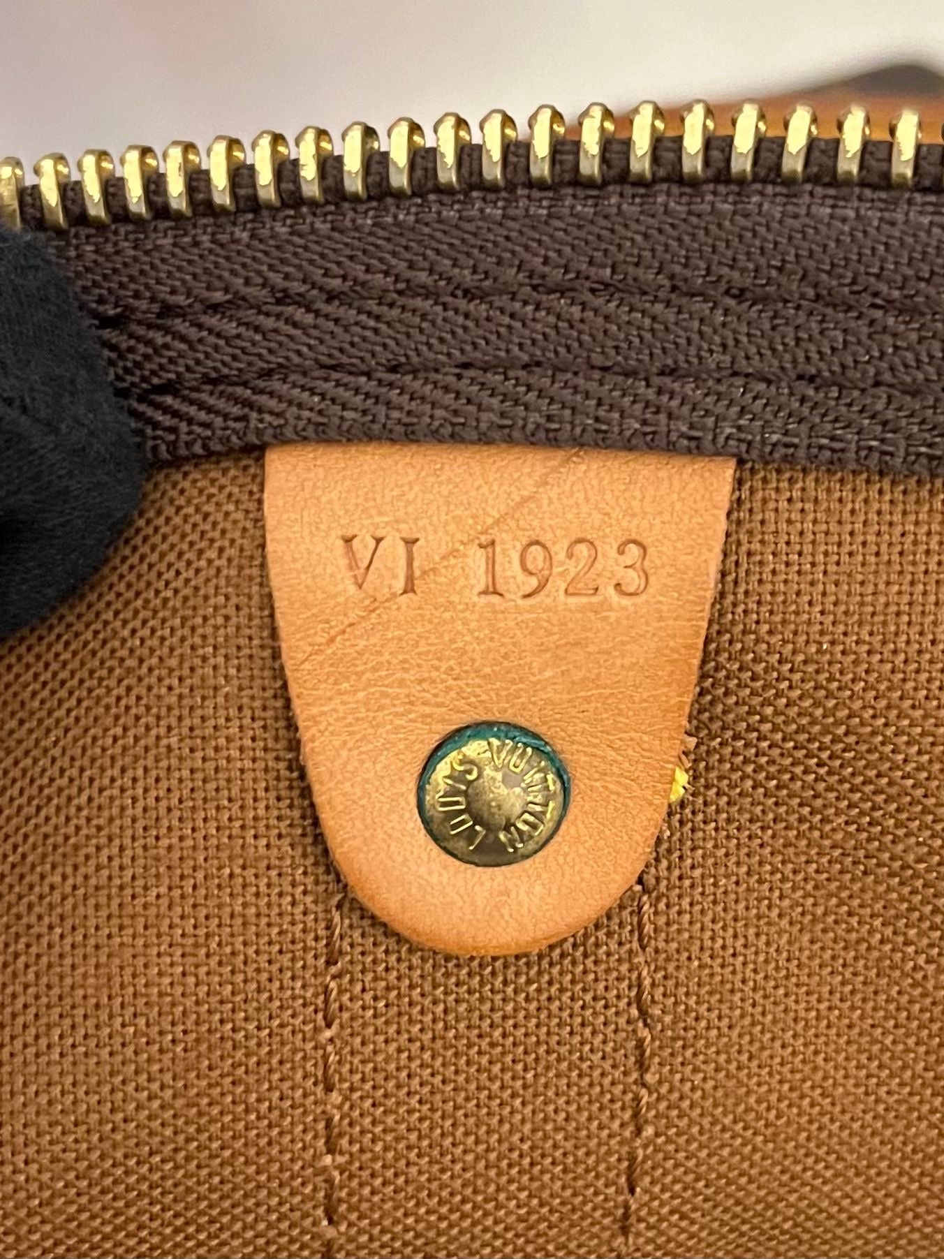 Louis Vuitton Keepall 55