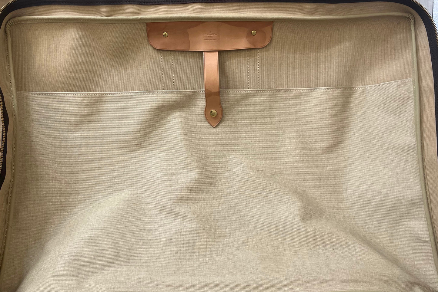 Louis Vuitton Sirius 70