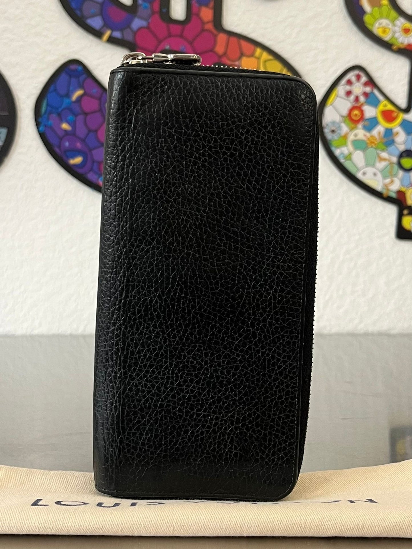 Louis Vuitton Zippy Vertical Taurillon Leder