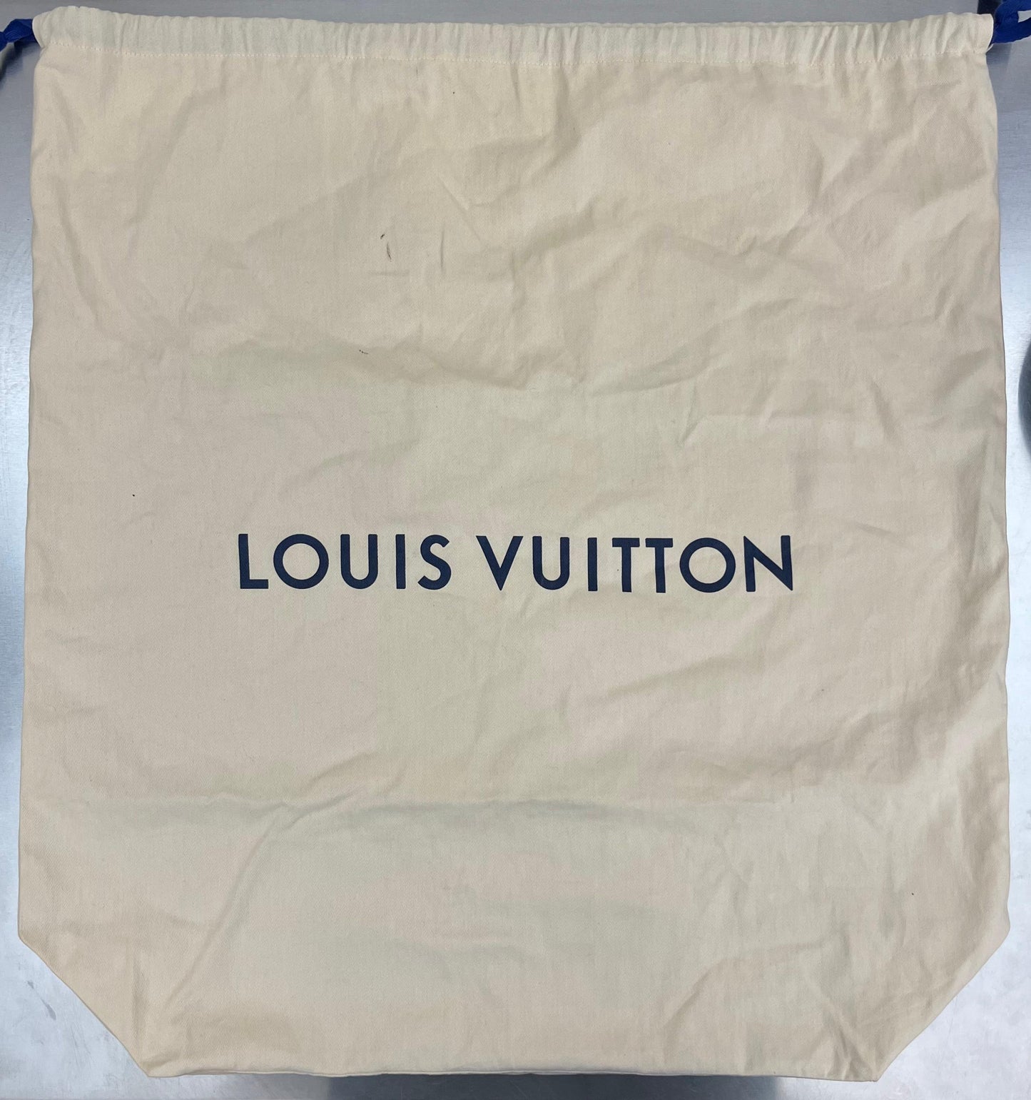 Louis Vuitton Christopher MM