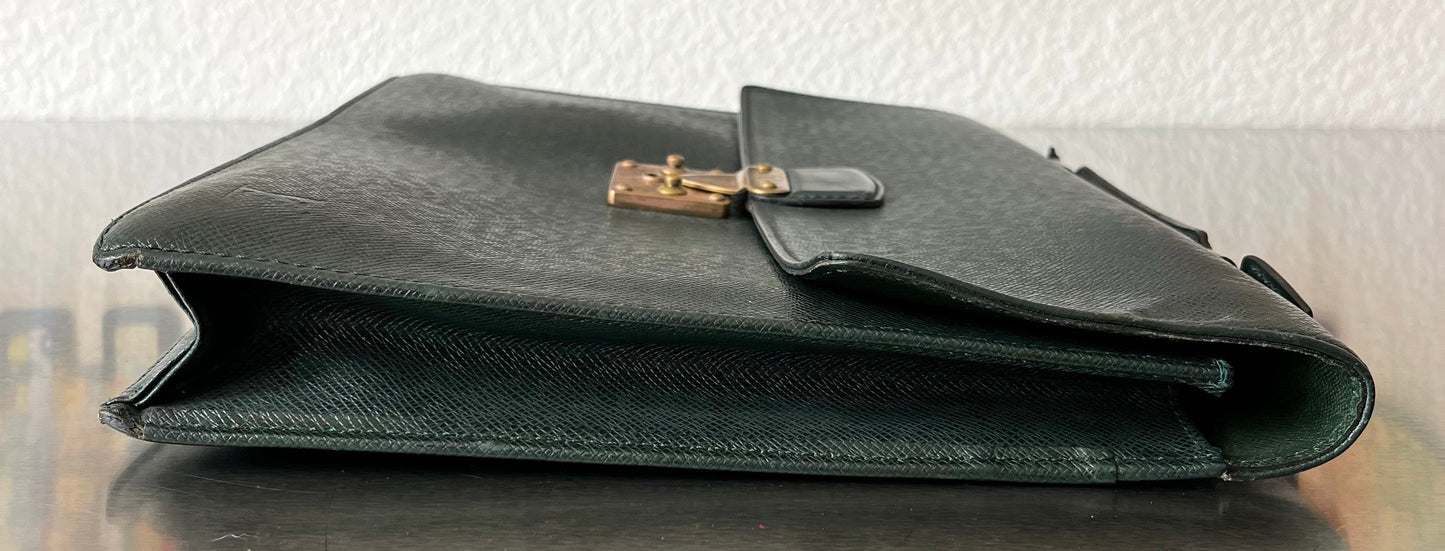 Louis Vuitton Serviette Kourad