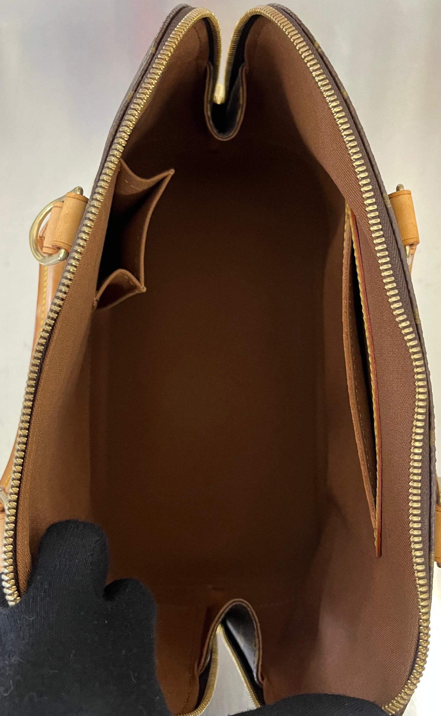 Louis Vuitton Alma PM