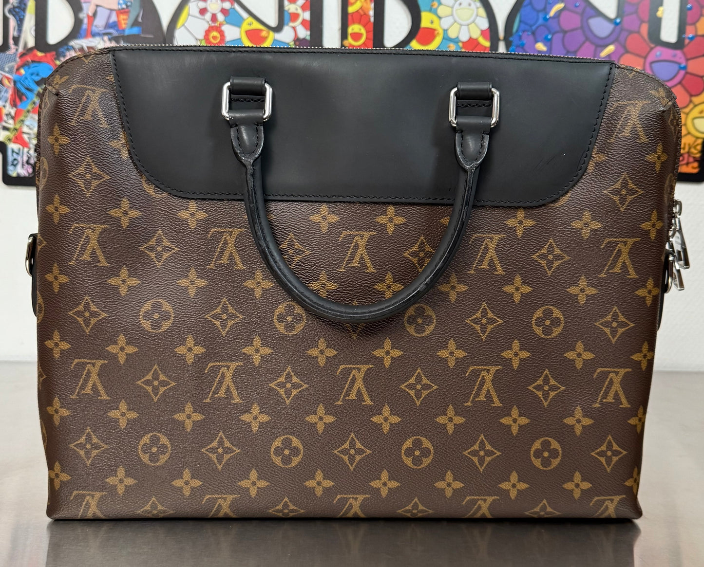 Louis Vuitton Porte Documents Jour Macassar