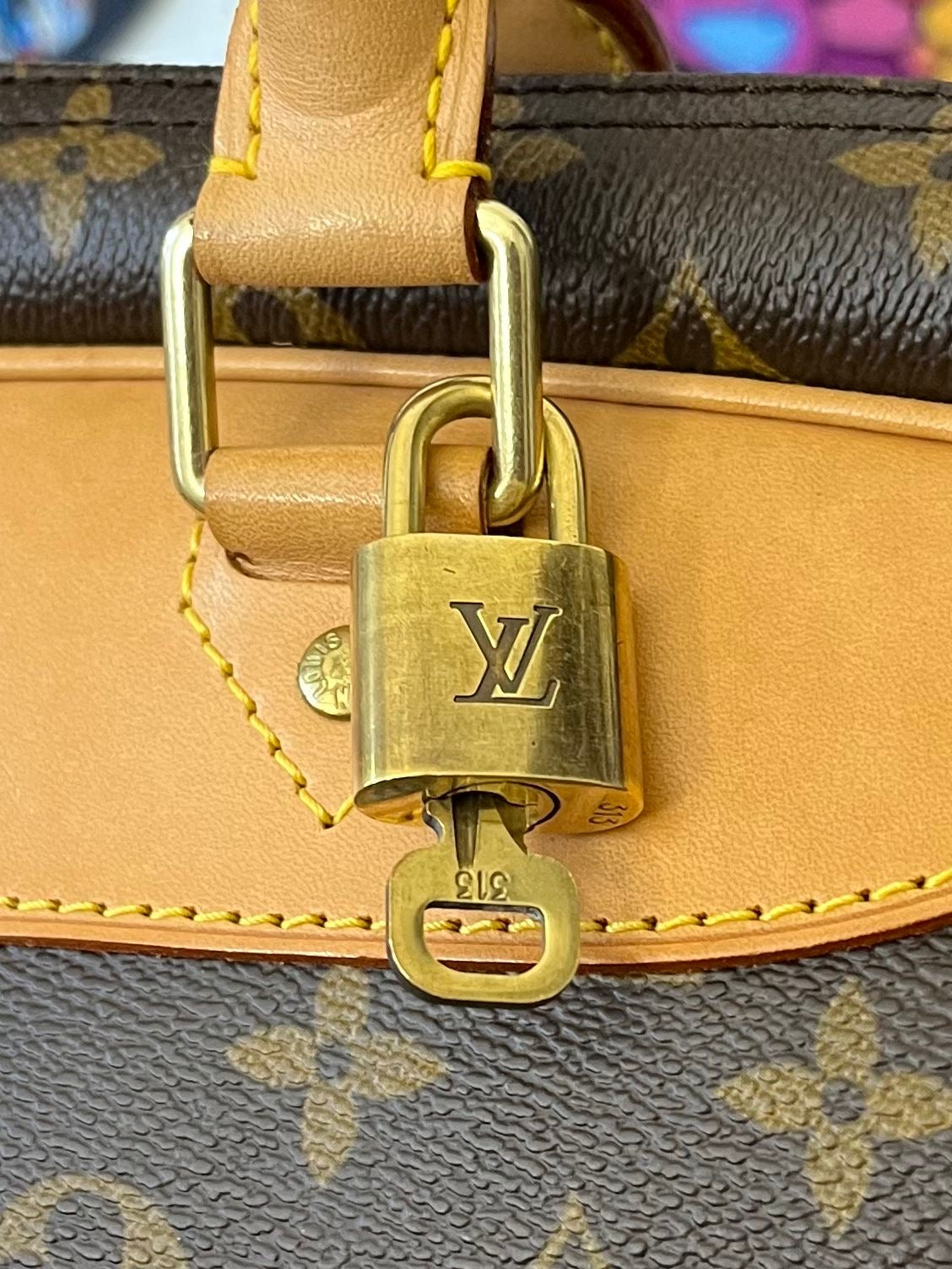 Louis Vuitton Evasion