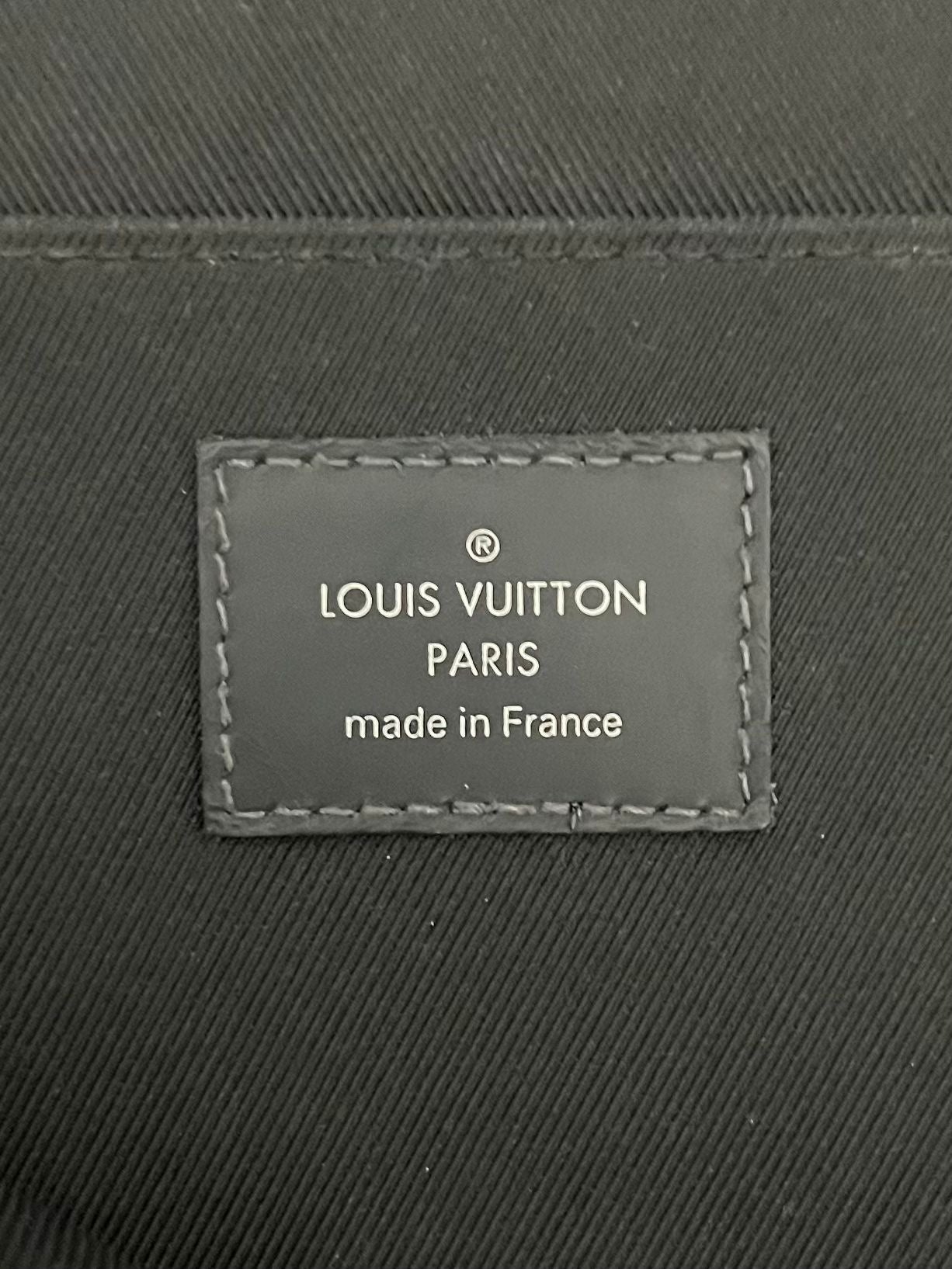 Louis Vuitton Pochette Jules GM Camouflage