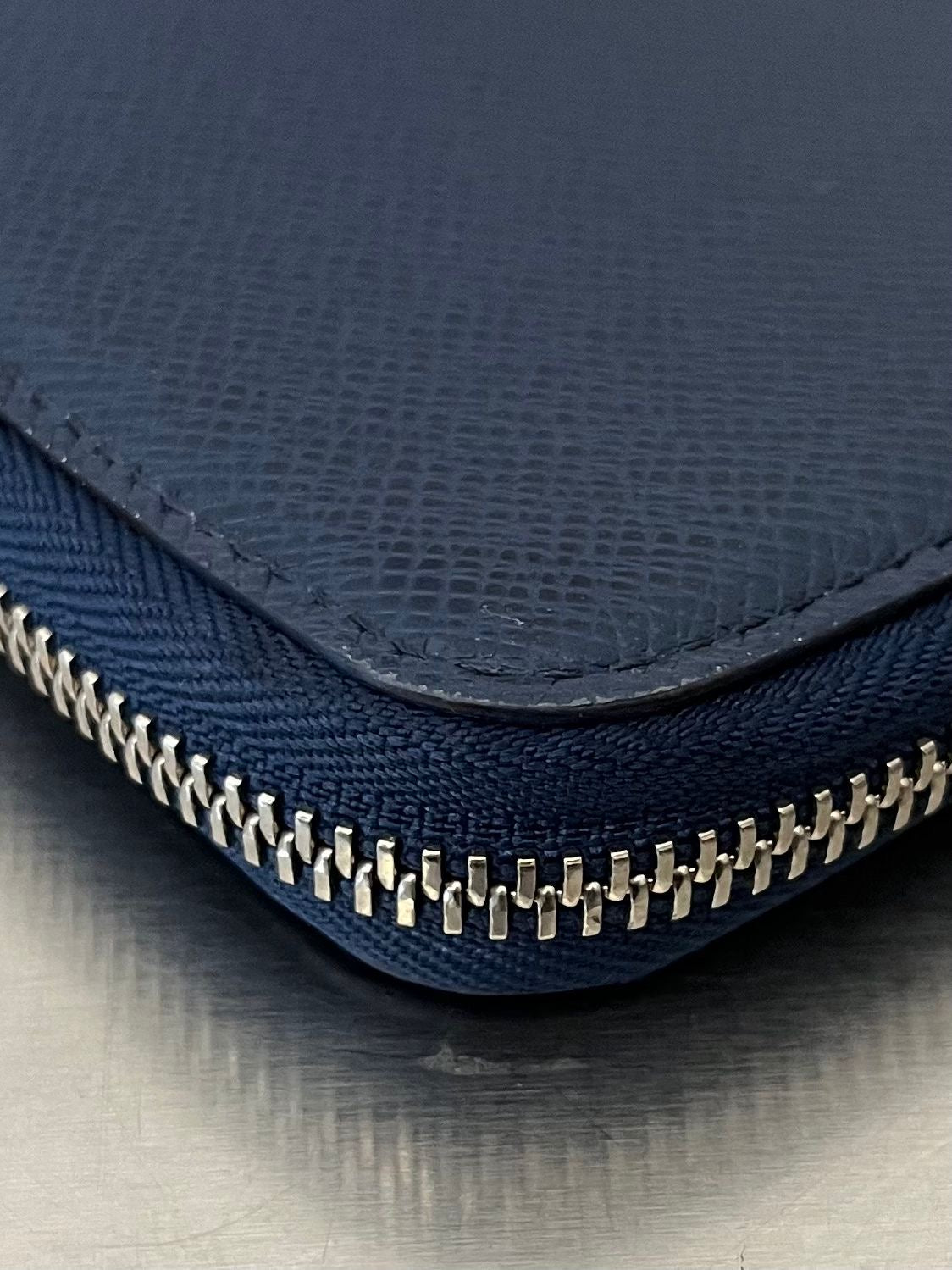 Louis Vuitton iPad Organizer Taiga