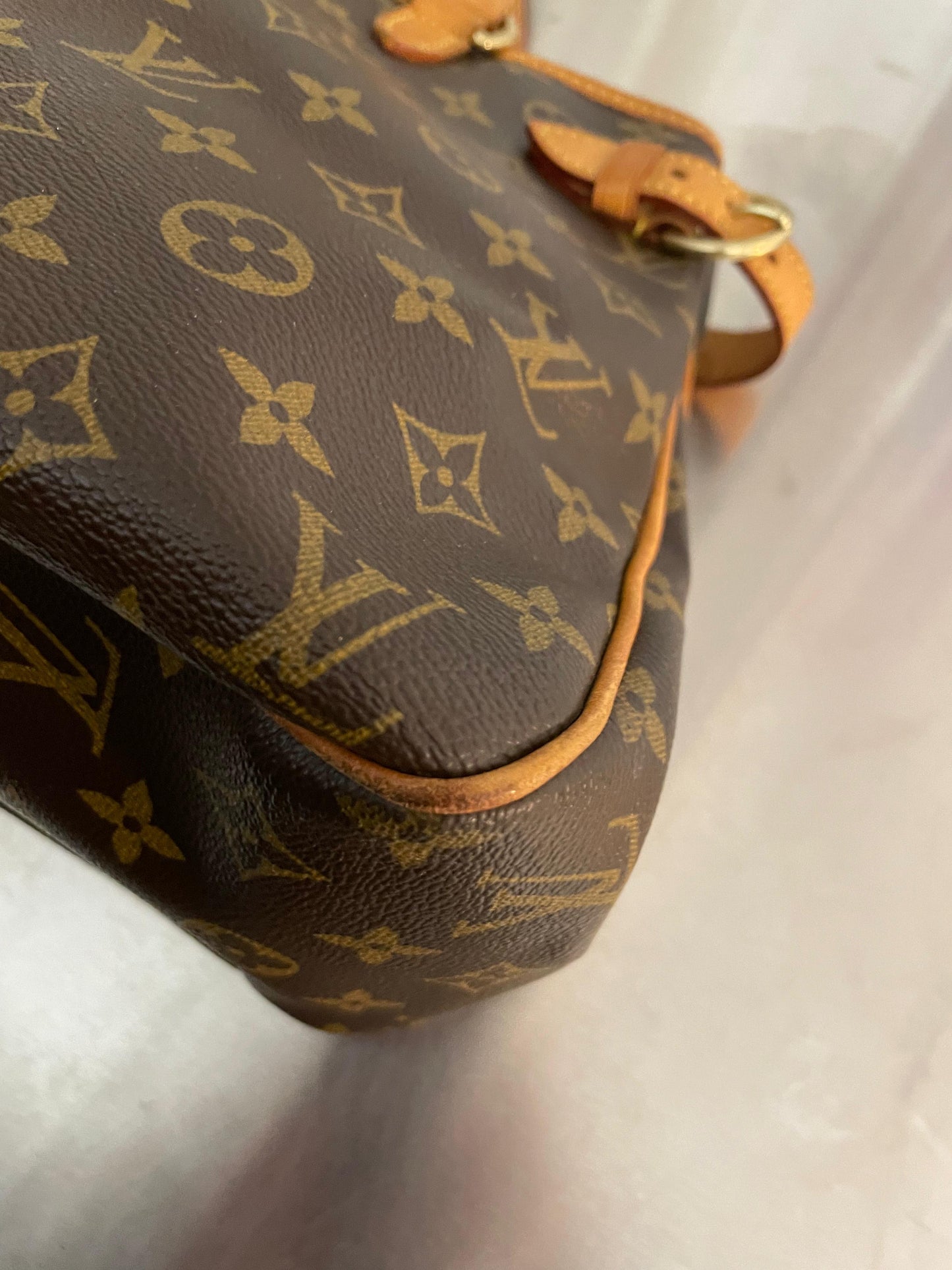 Louis Vuitton Batignolles