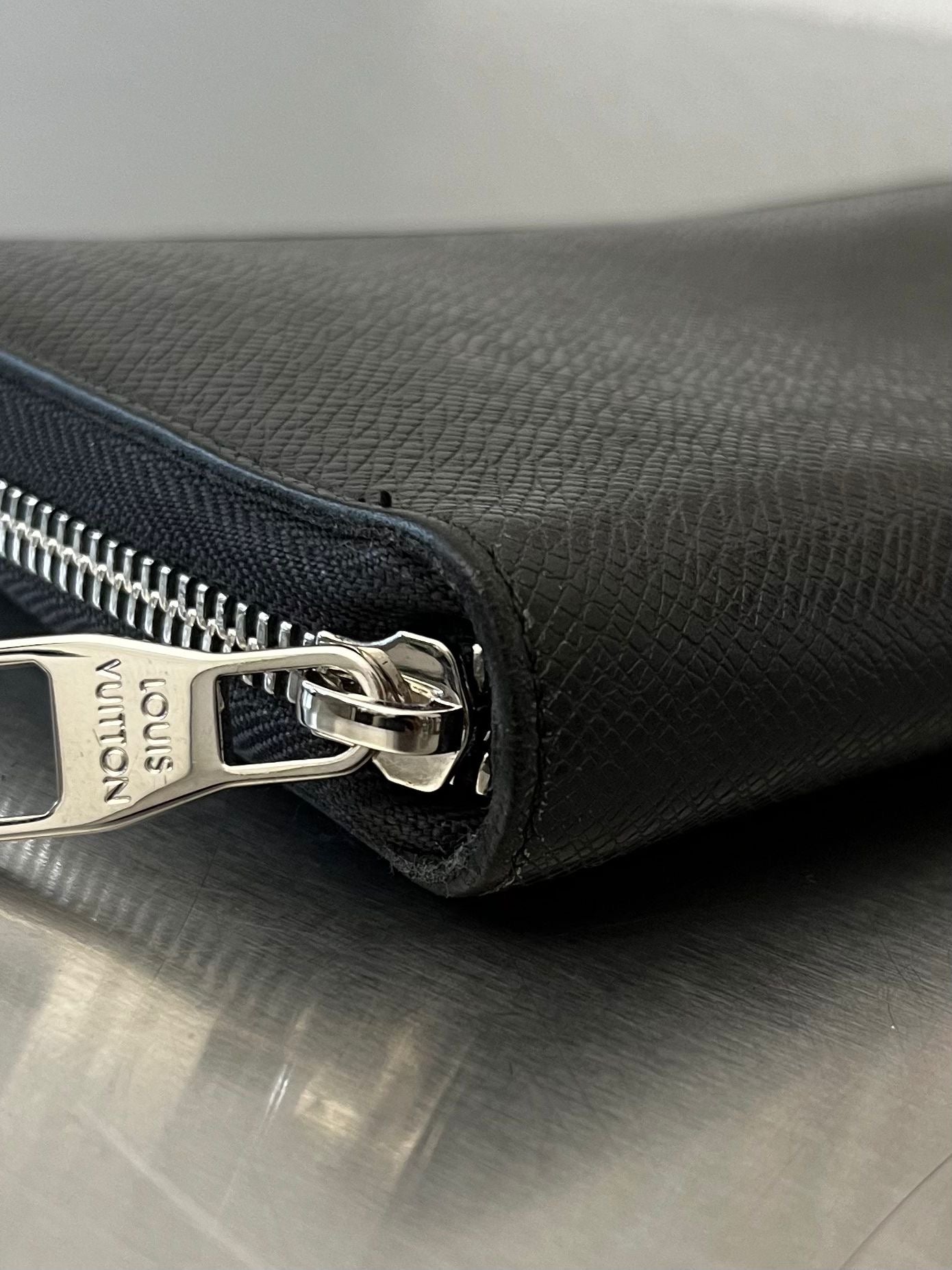 Louis Vuitton Zippy Organizer