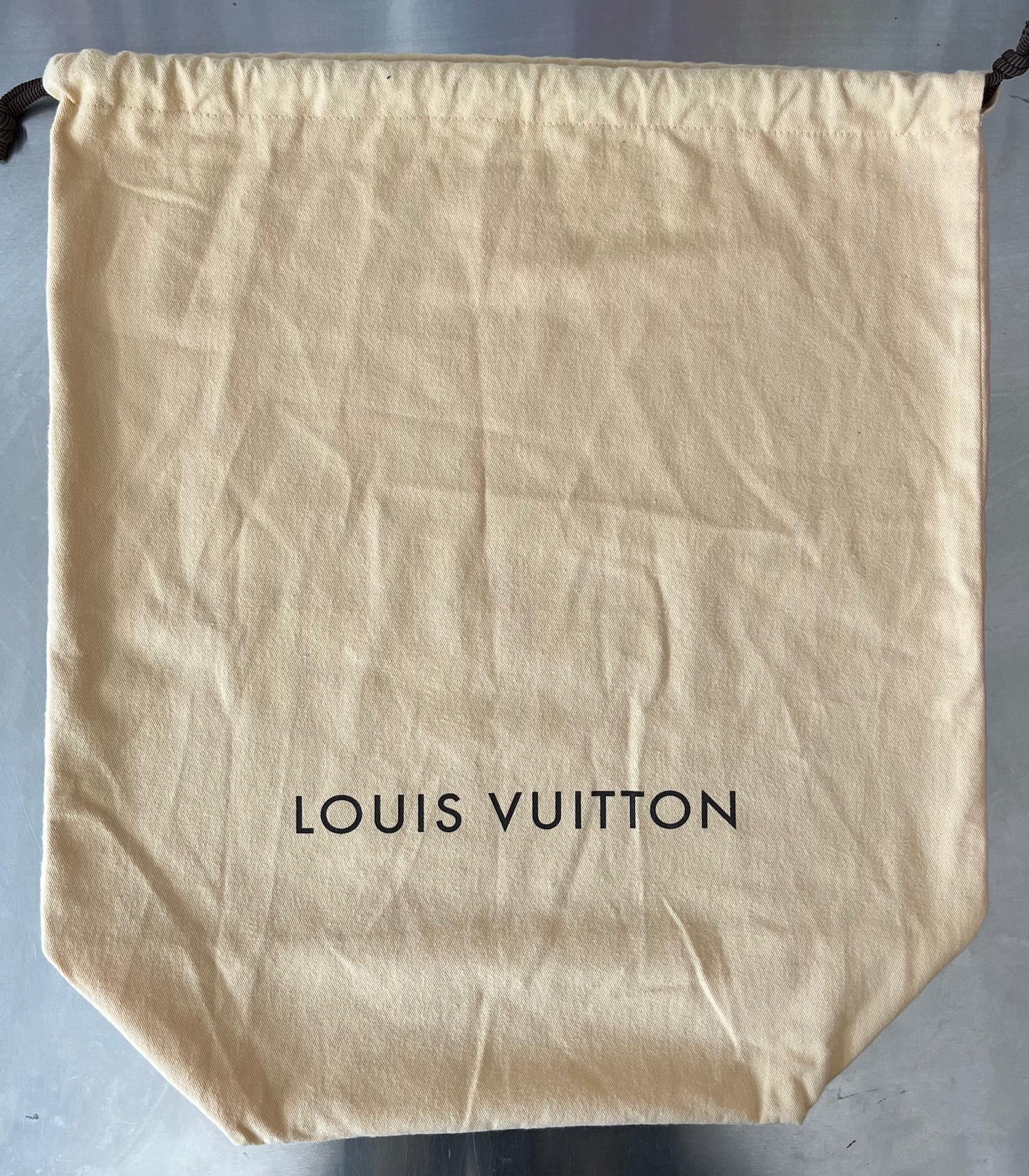 Louis Vuitton Alma PM Epi (Pink)