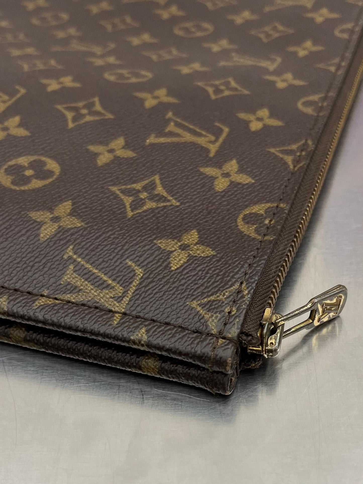 Louis Vuitton Posh Document Monogram GM (1987)