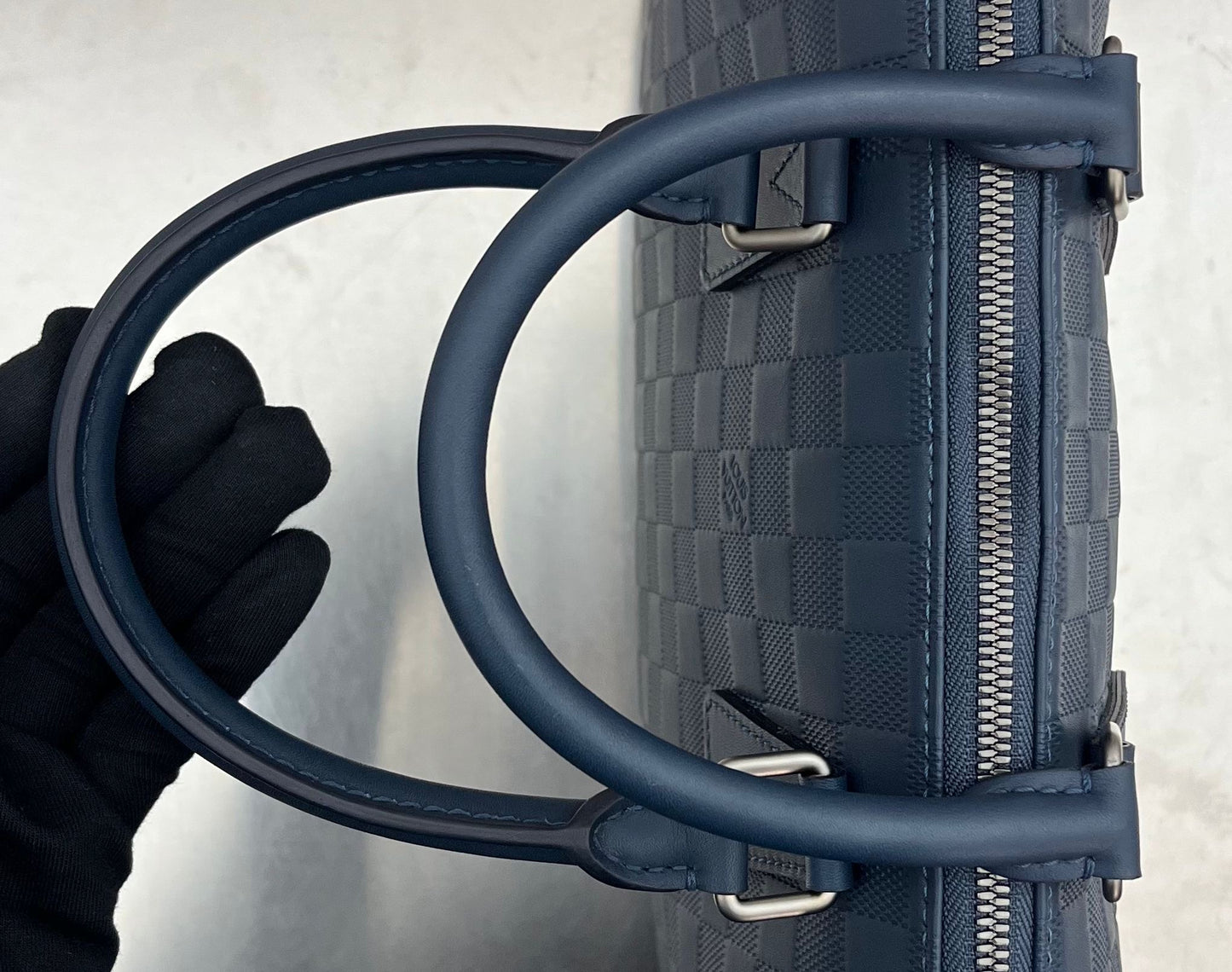 Louis Vuitton Porte Documents Jour Damier Infini Cosmos