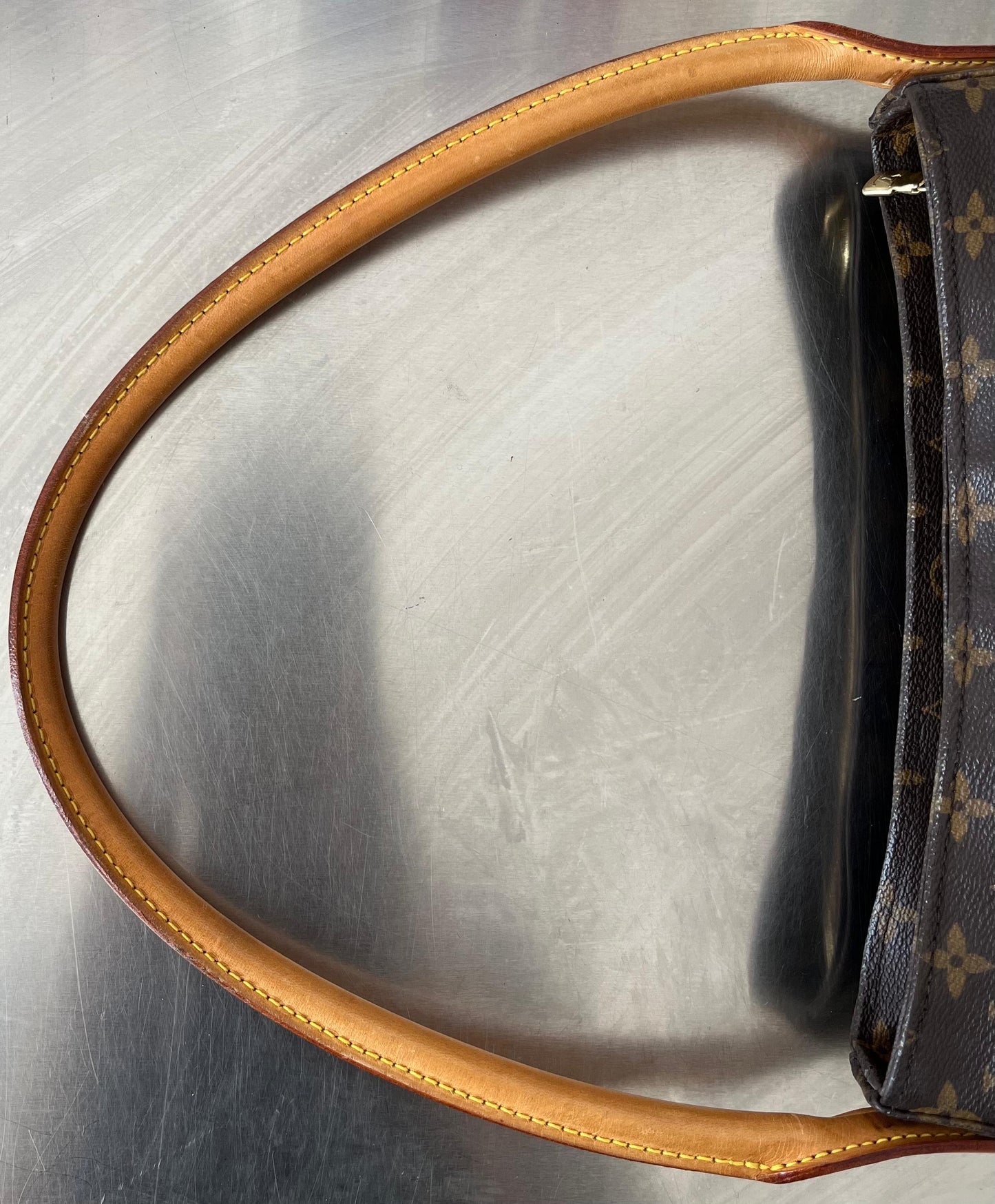 Louis Vuitton Looping GM