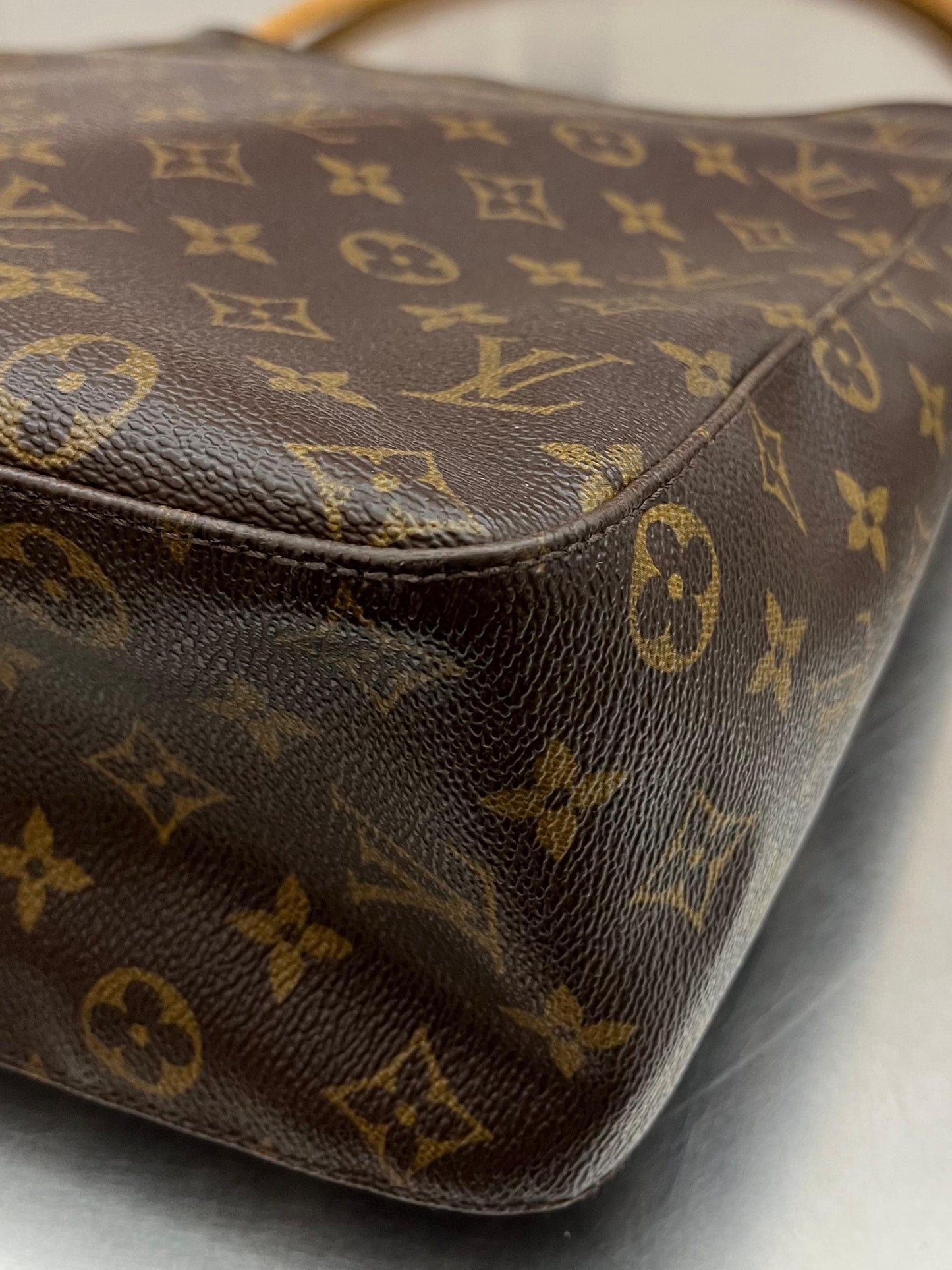 Louis Vuitton Looping GM