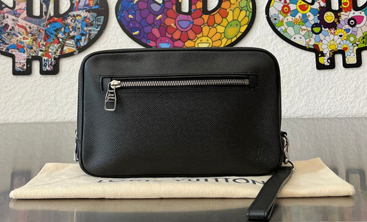 Louis Vuitton Neo Pavel Taiga