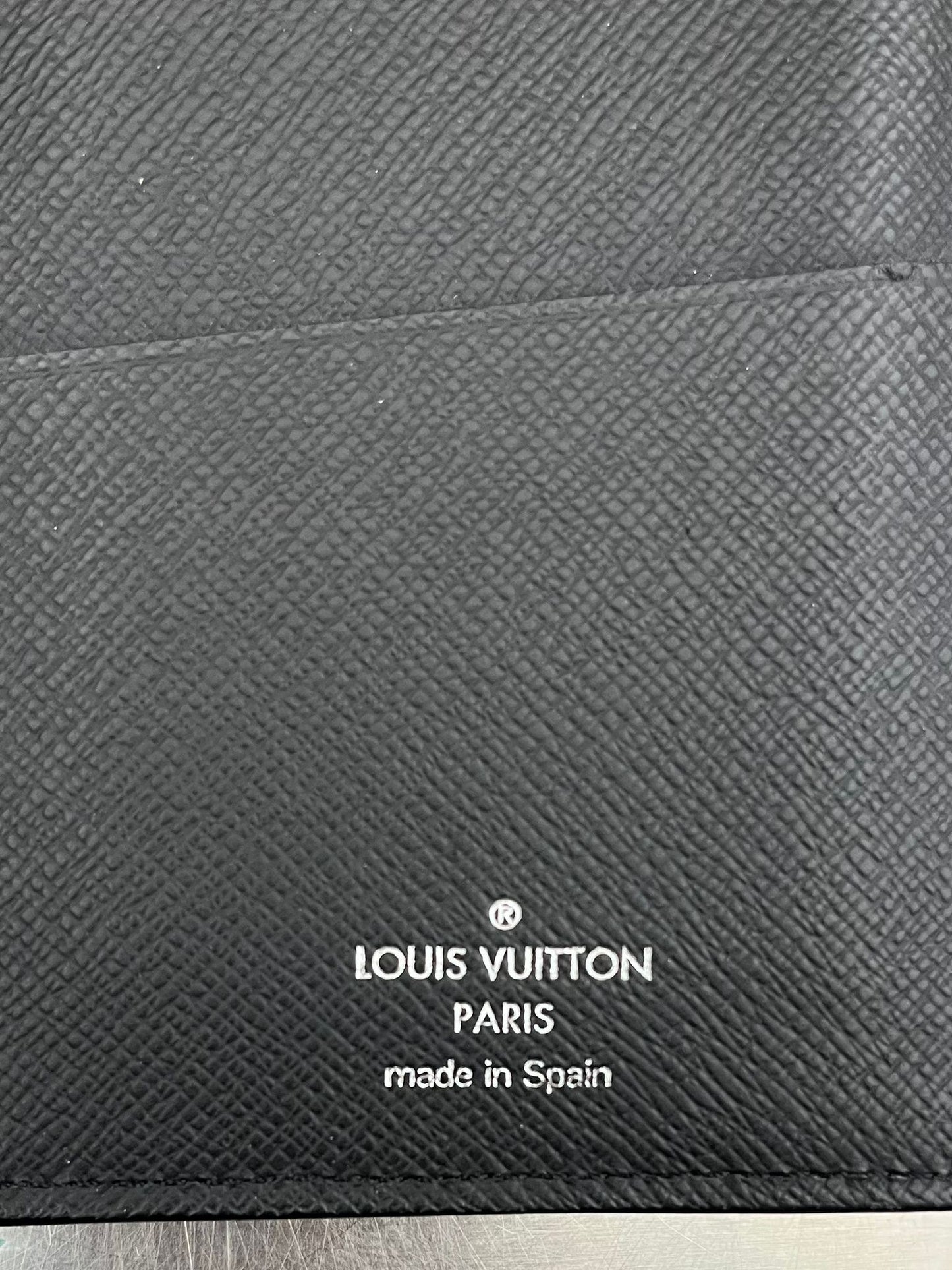 Louis Vuitton Brazza Epi