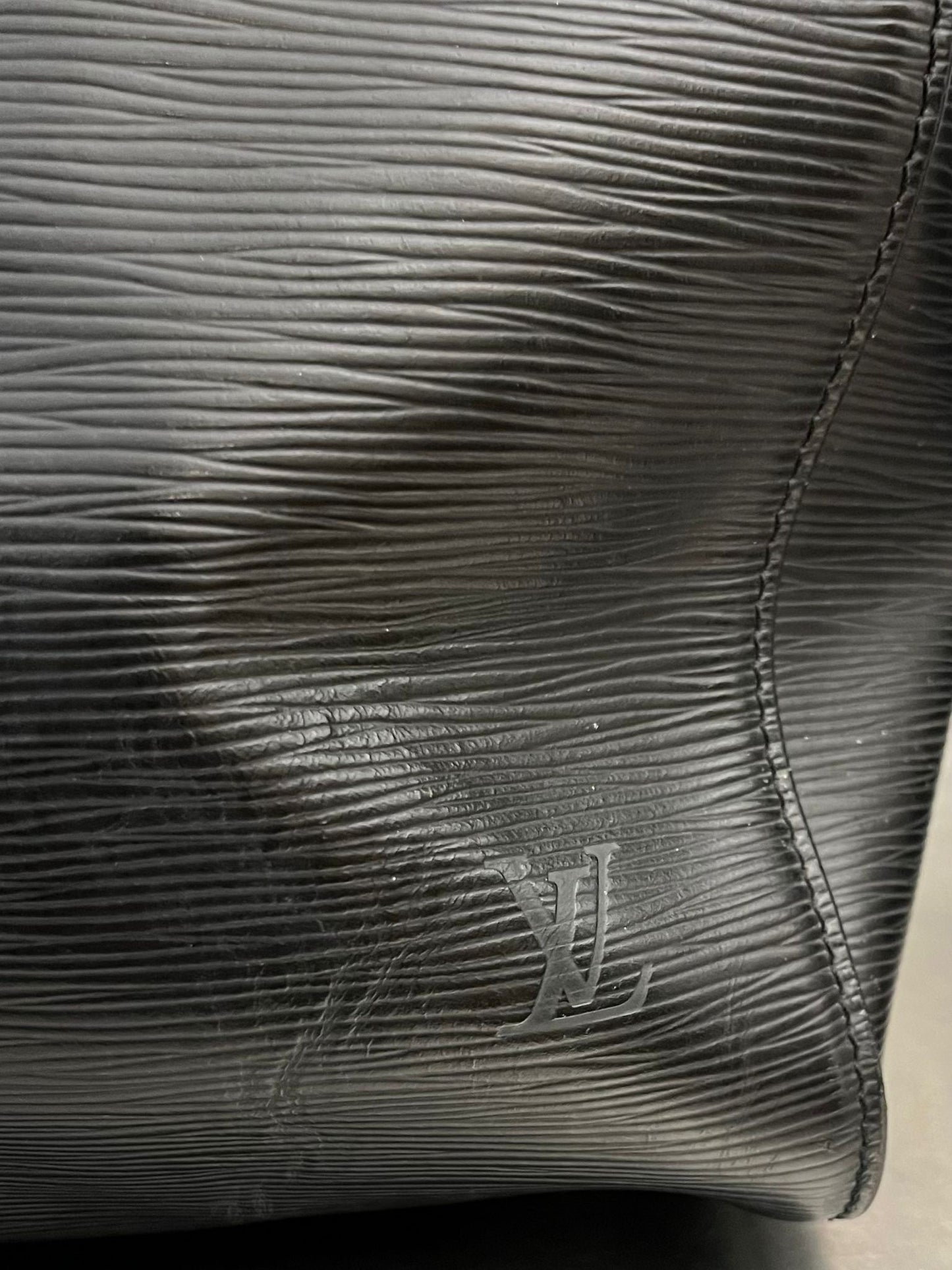 Louis Vuitton Keepall 45 Epi