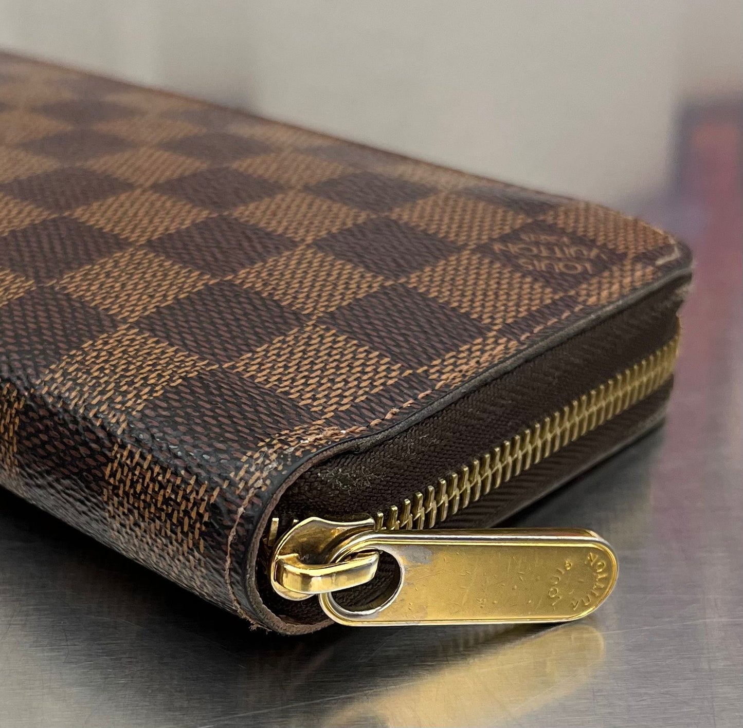 Louis Vuitton Zippy Damier