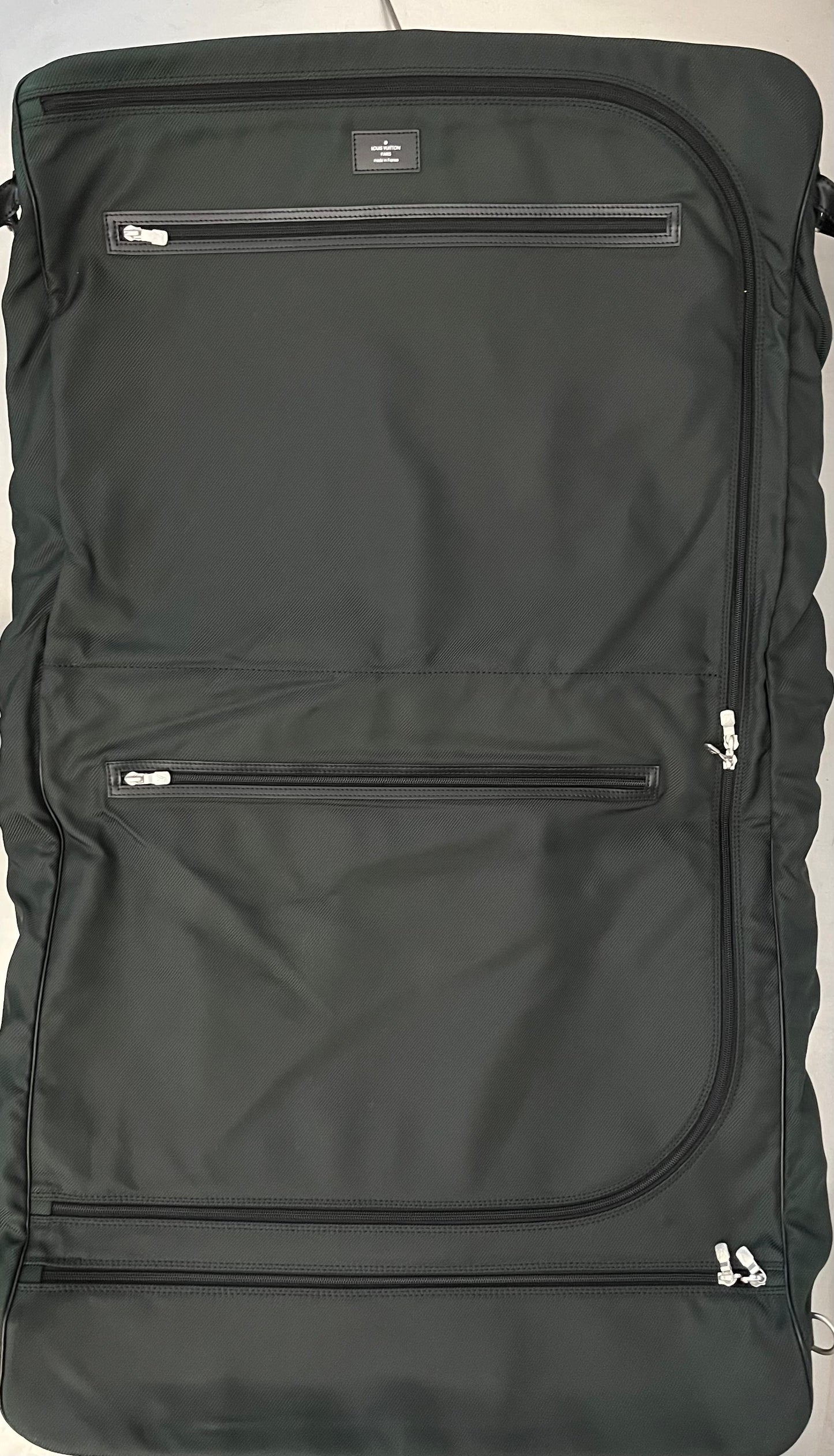 Louis Vuitton Cinq Cintre Kleidersack