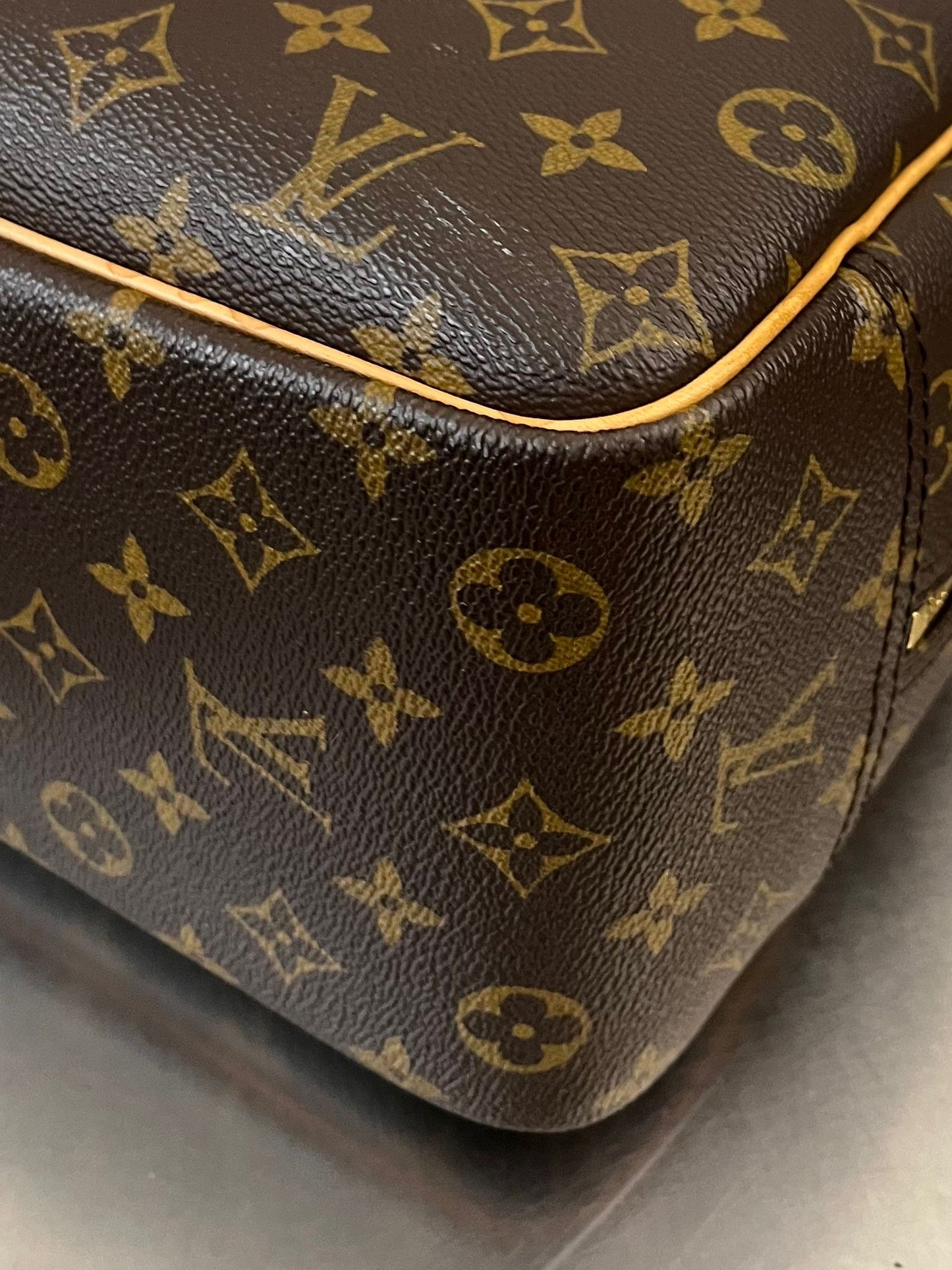 Louis Vuitton Deauville