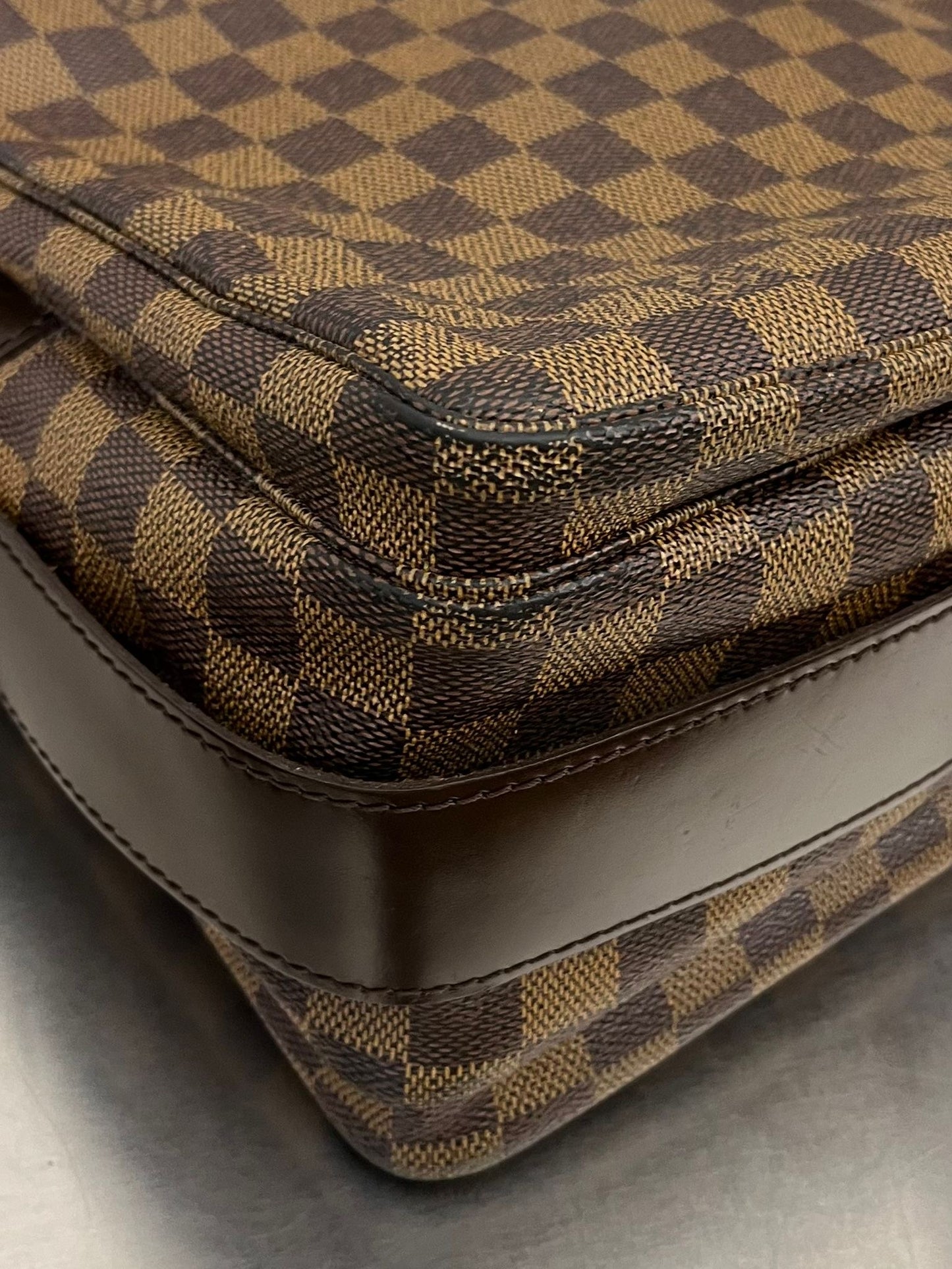 Louis Vuitton Naviglio Messenger