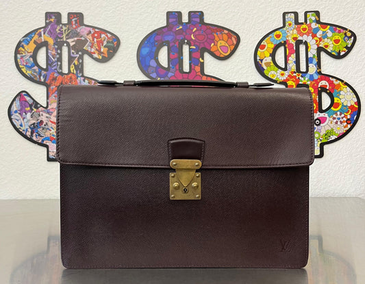 Louis Vuitton Serviette Kourad