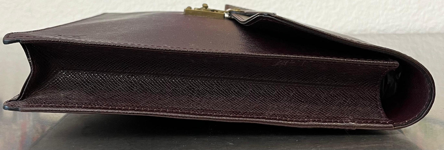 Louis Vuitton Serviette Kourad