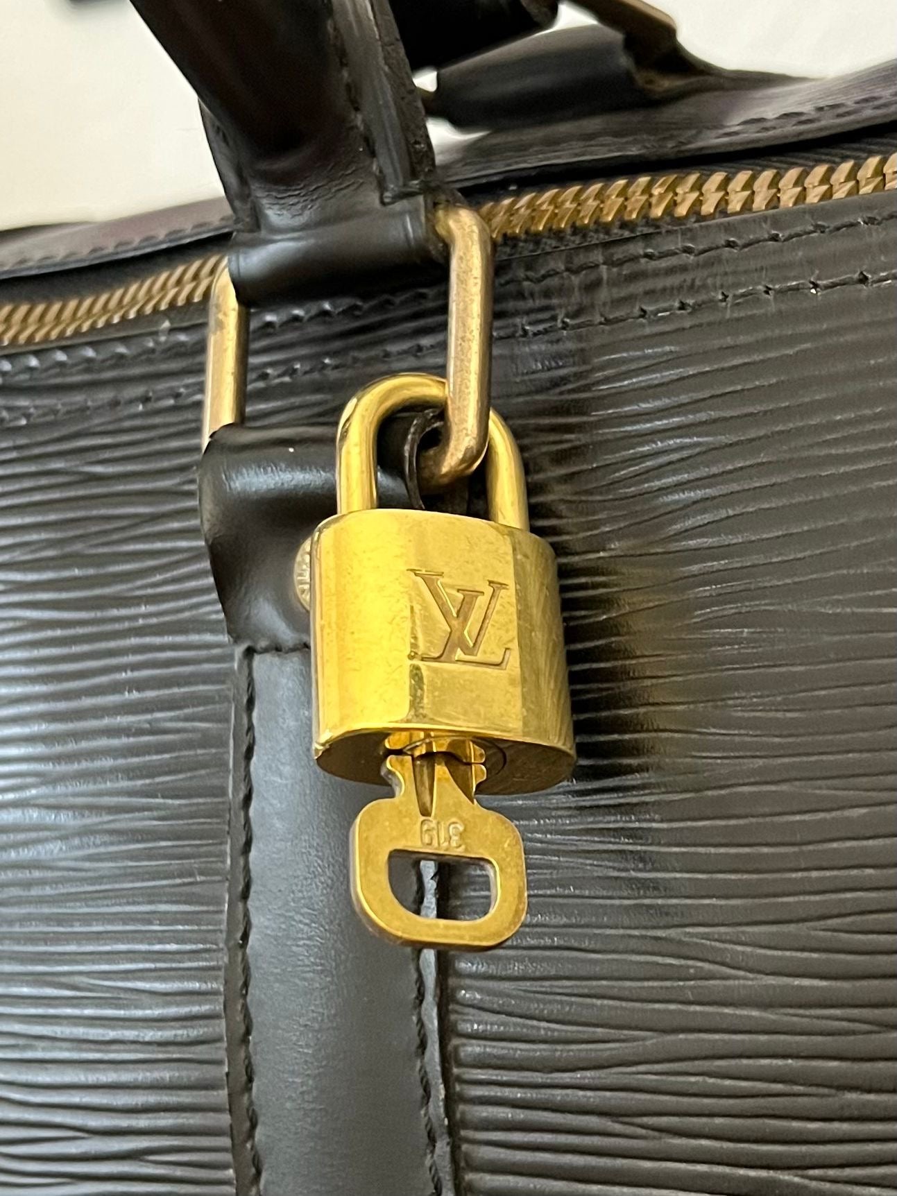 Louis Vuitton Keepall 45 Epi
