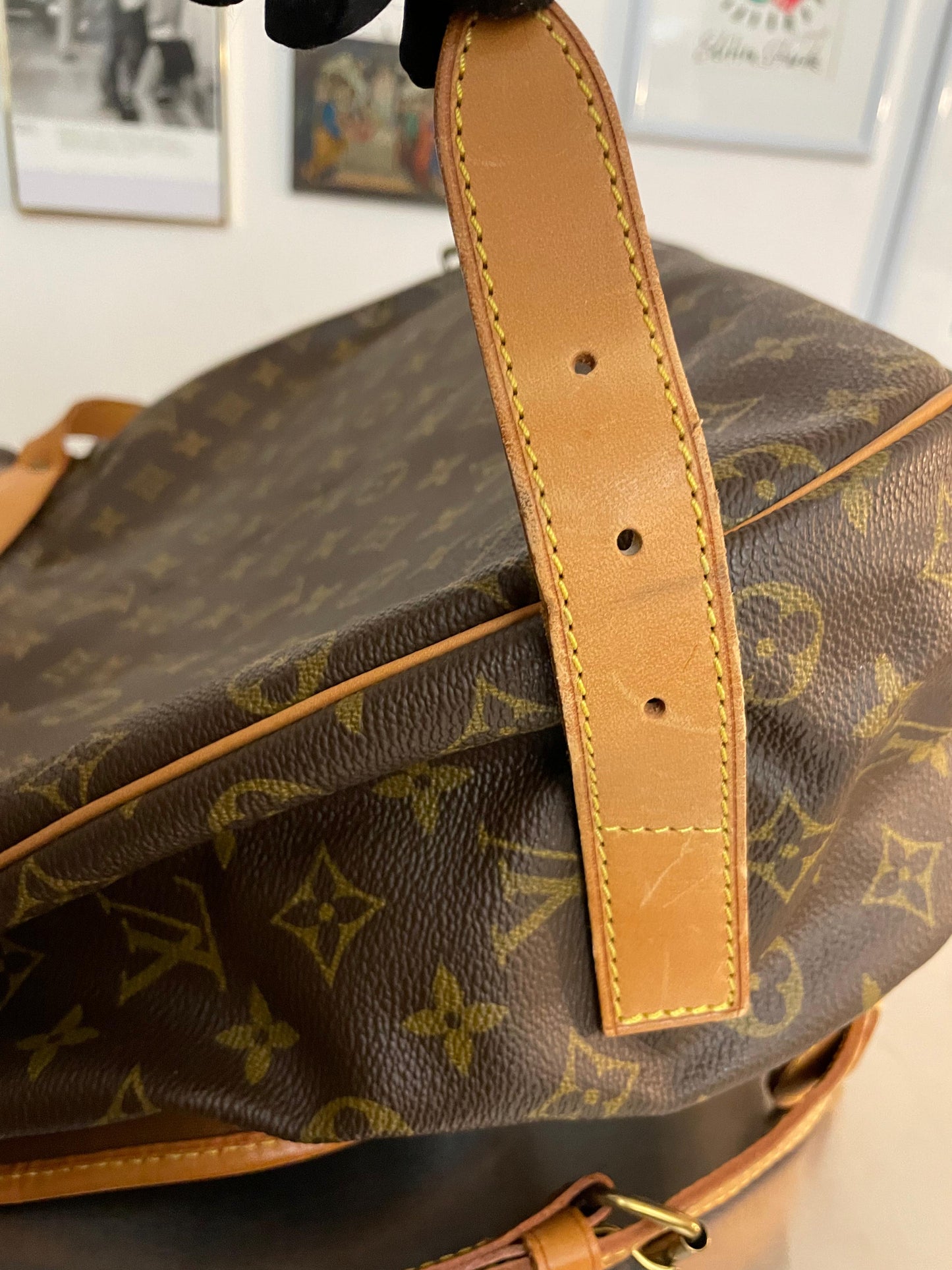 Louis Vuitton Saumur 43