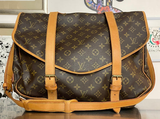 Louis Vuitton Saumur 43