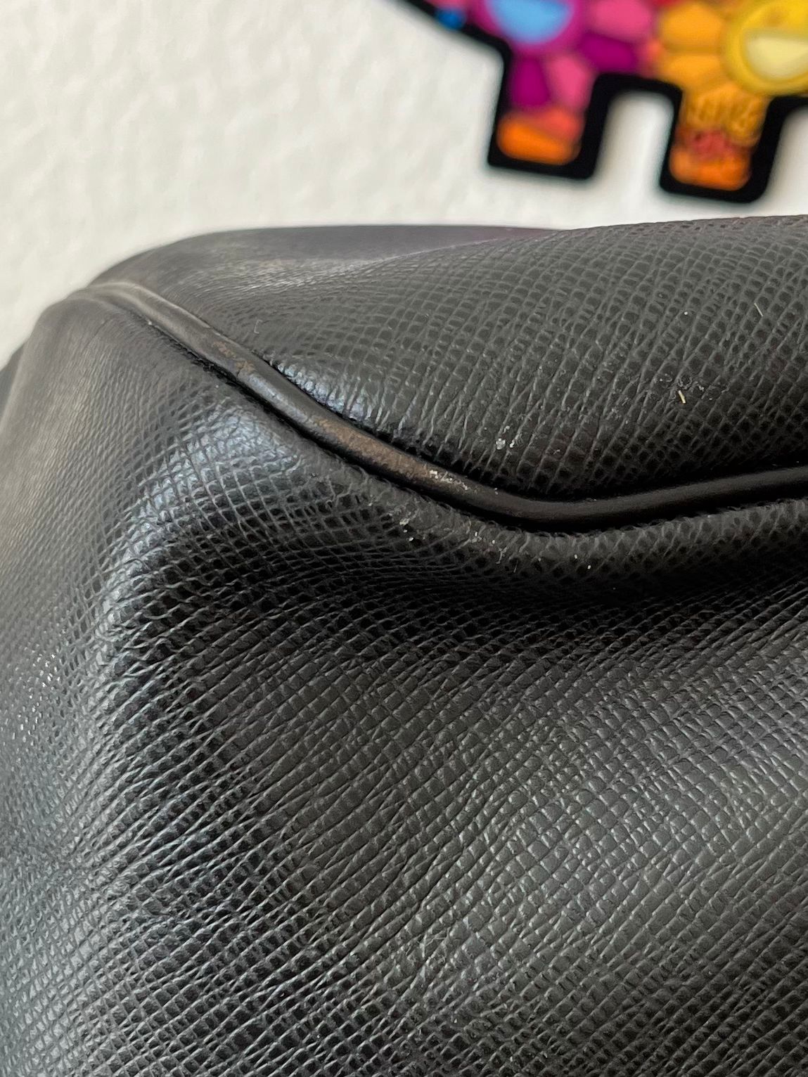 Louis Vuitton Kendall PM Taiga