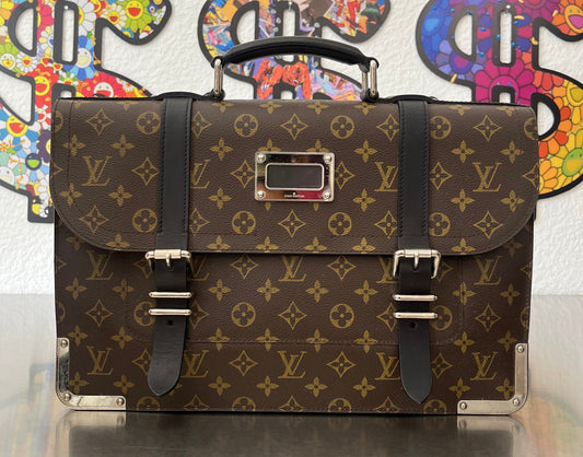 Louis Vuitton Larry Monogram Makassar