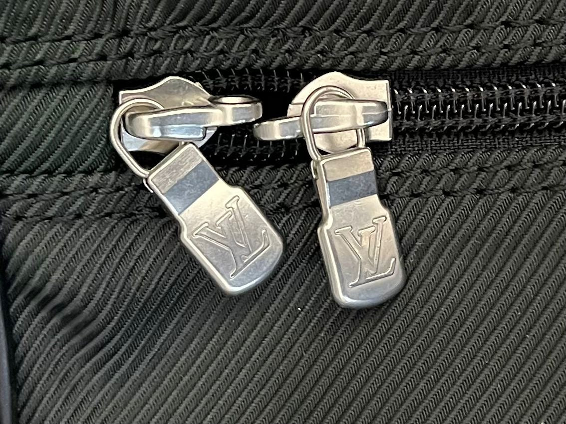 Louis Vuitton Cinq Cintre Kleidersack