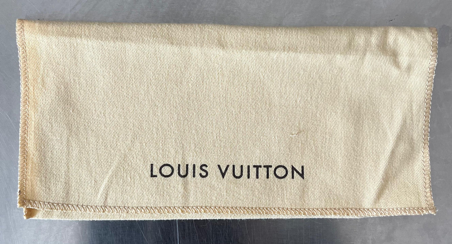 Louis Vuitton Zippy Nomade