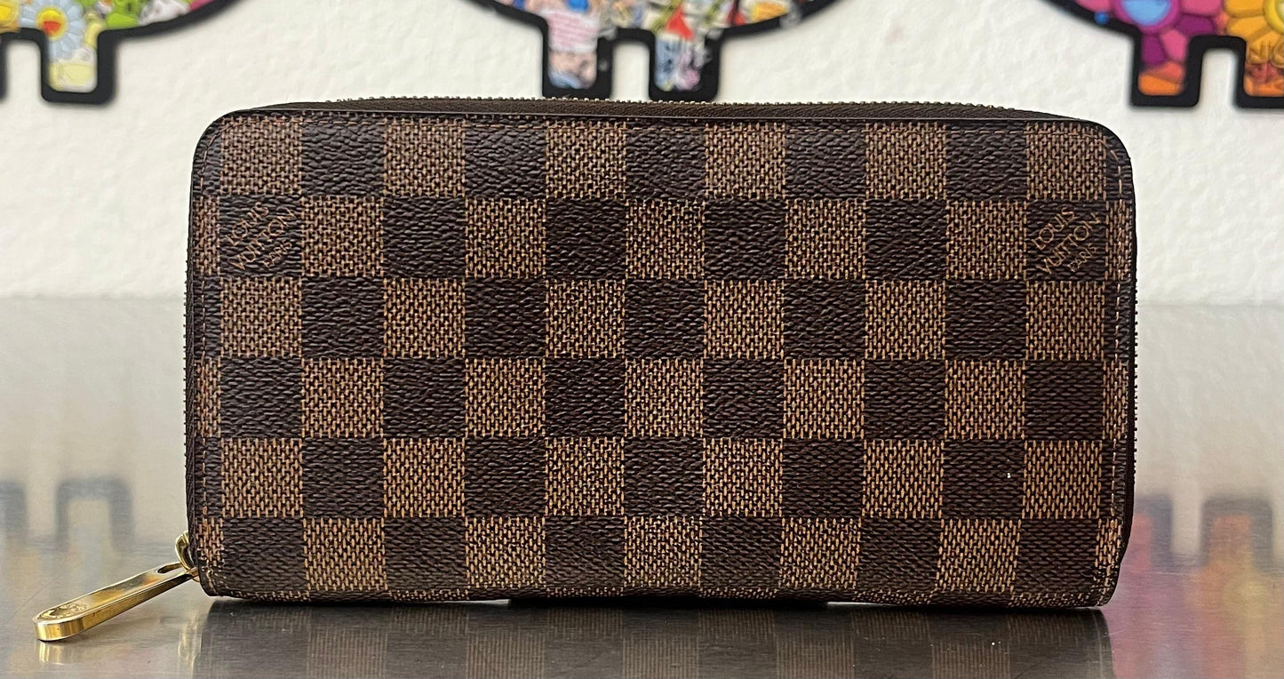Louis Vuitton Zippy Damier