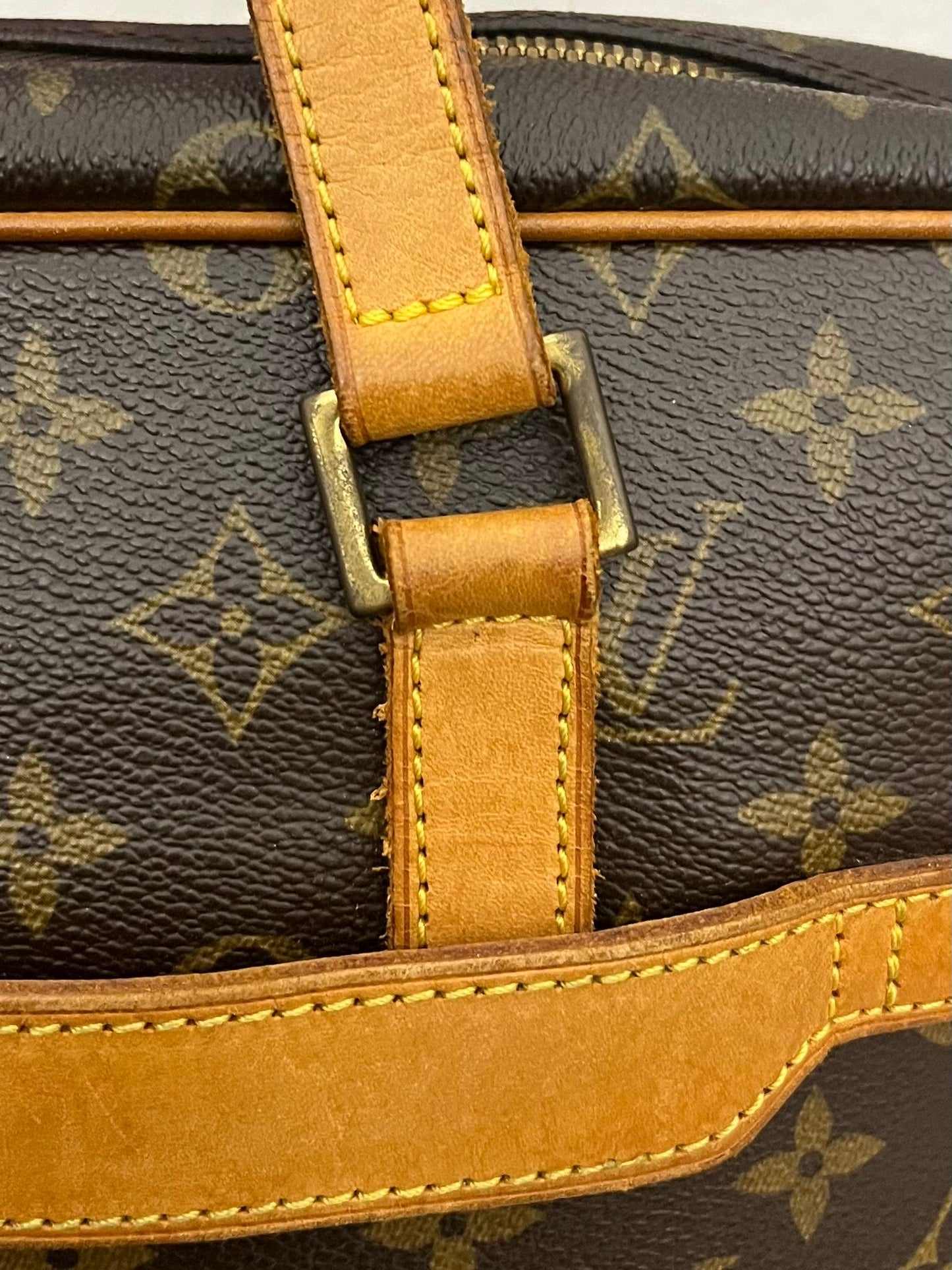 Louis Vuitton Porte Documents Pegase Monogram