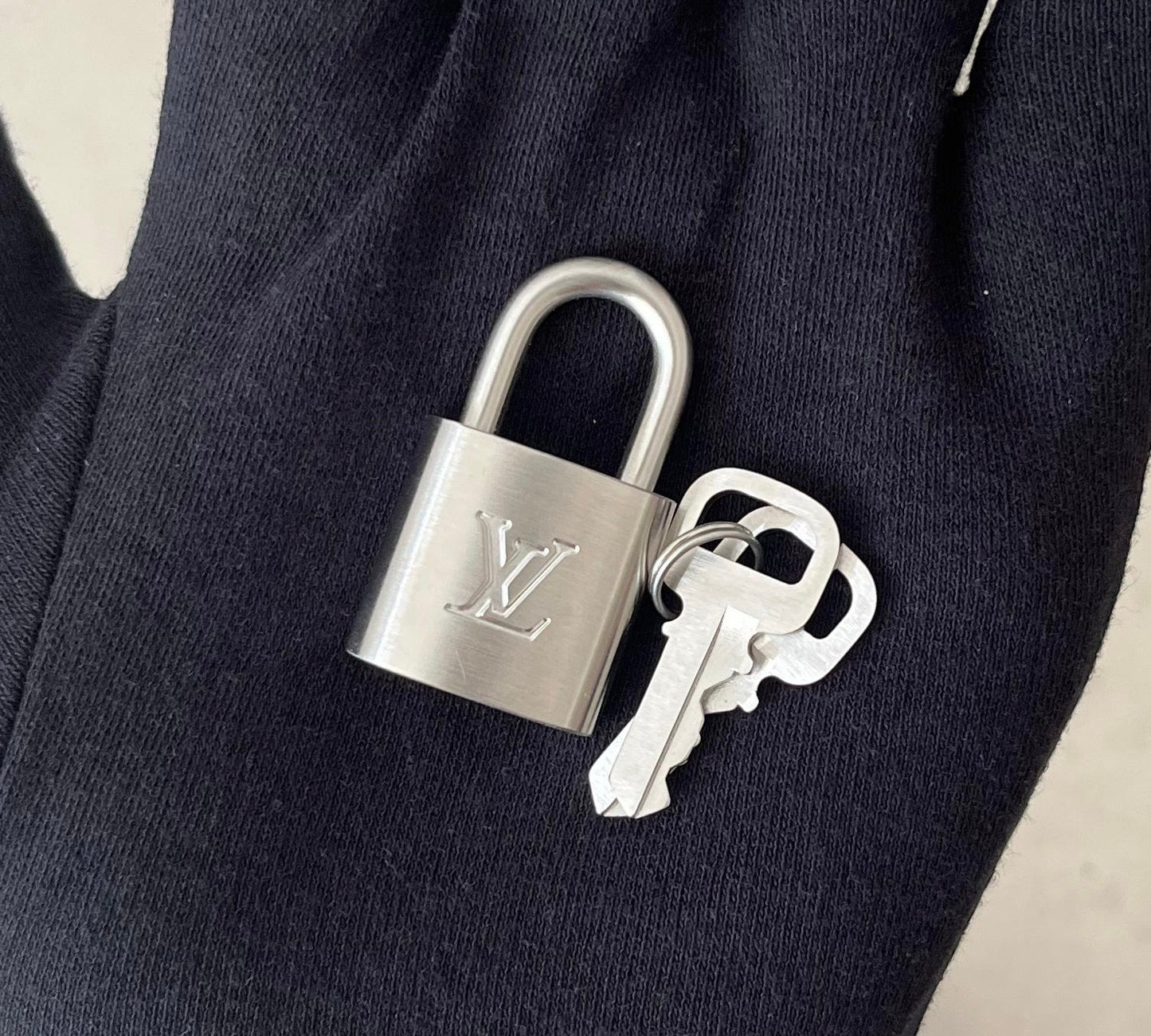 Louis Vuitton Porte-Documents Voyage PM