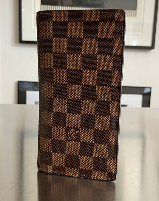 Louis Vuitton Brazza Damier