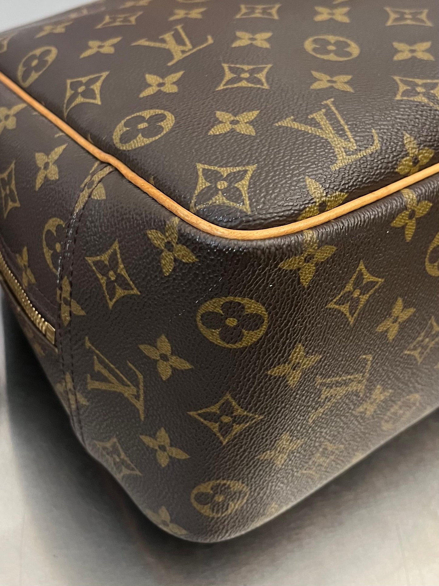 Louis Vuitton Deauville