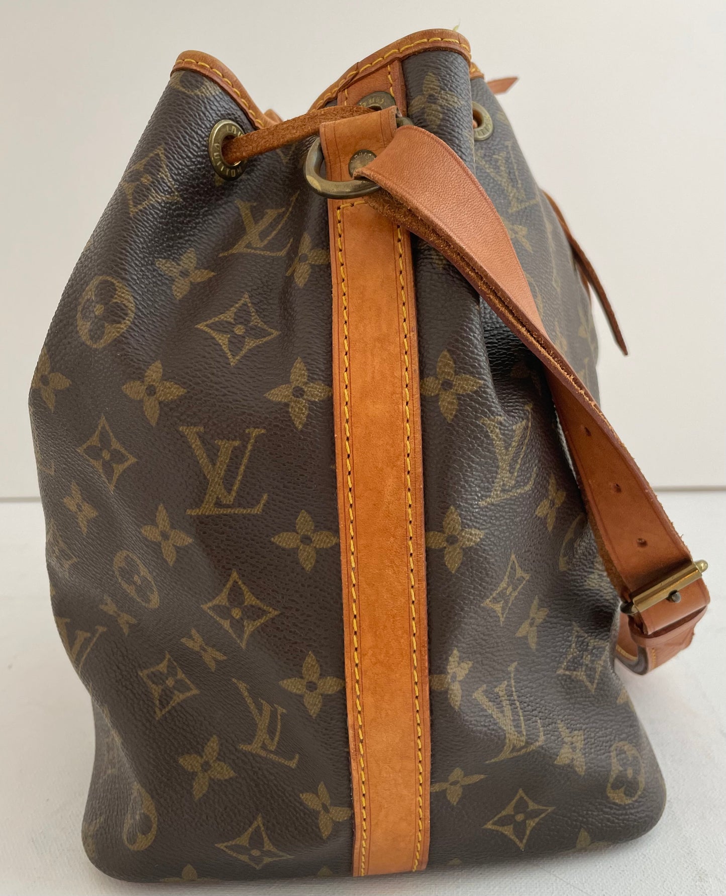 Louis Vuitton Sac Noé Petit