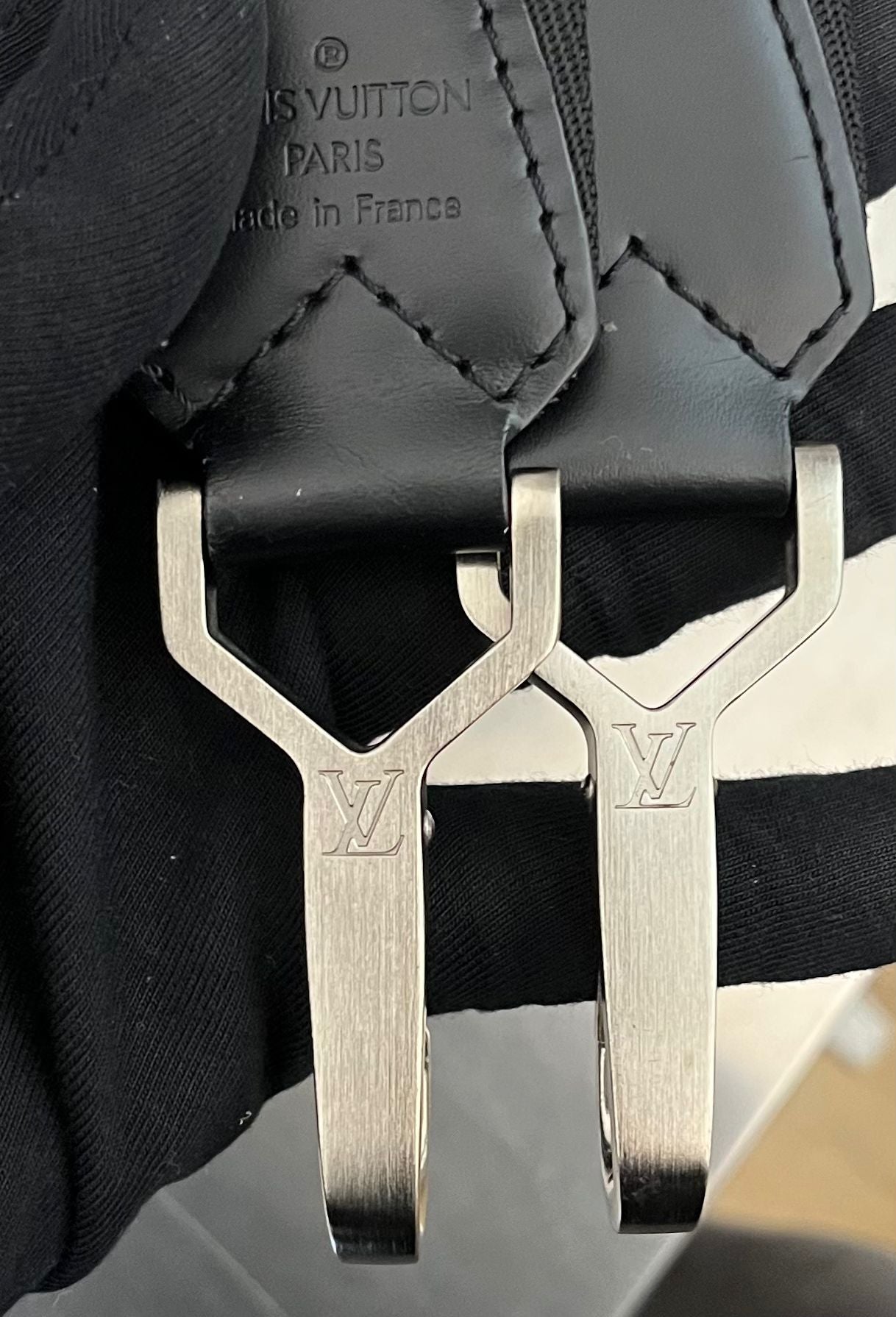 Louis Vuitton Kendall PM Taiga