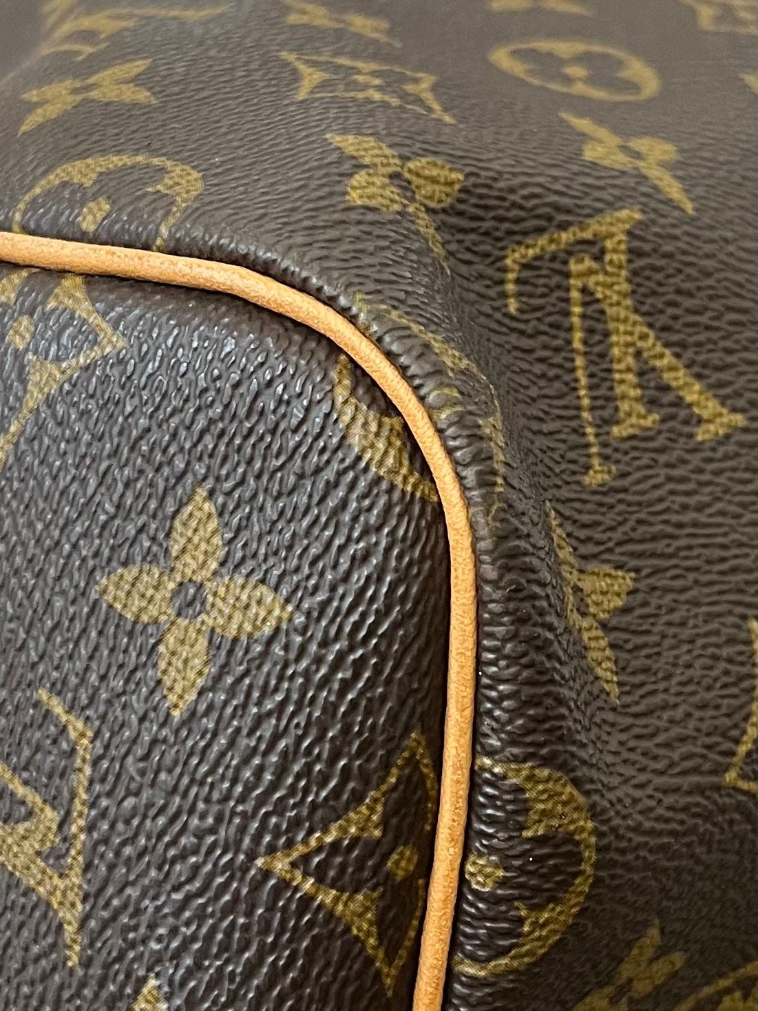 Louis Vuitton Keepall 55 Bandouliere