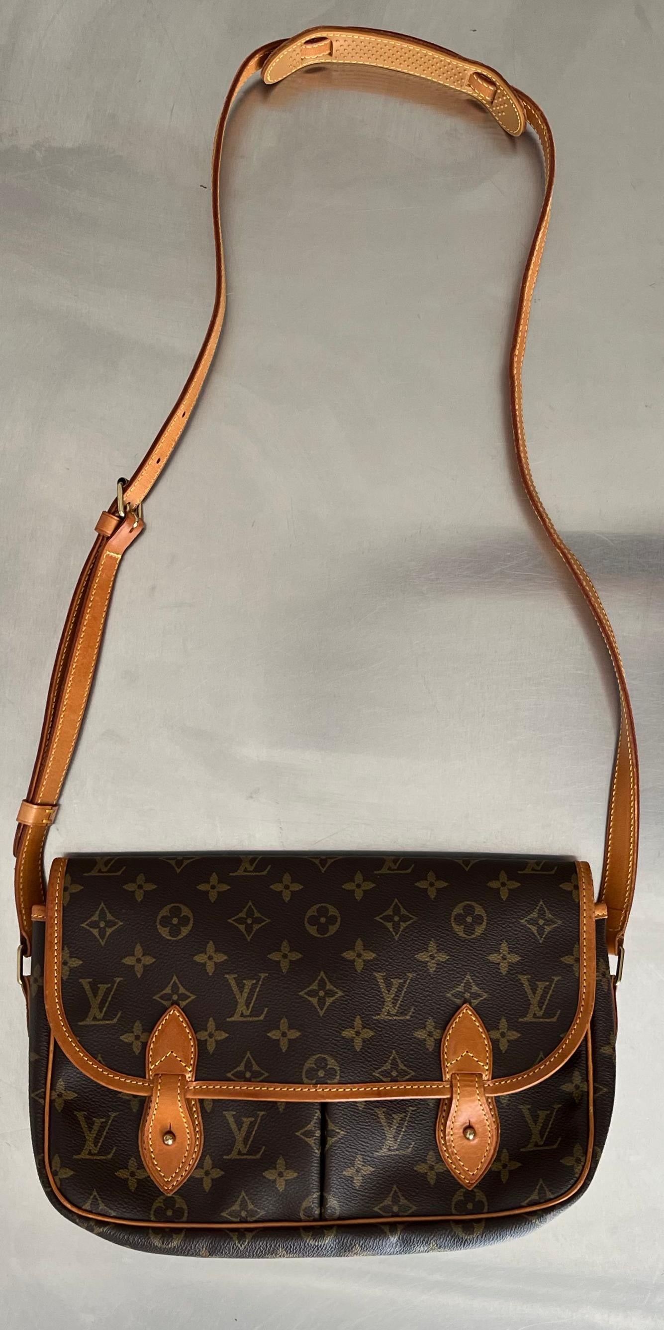 Louis Vuitton Gibeciere MM Monogramm