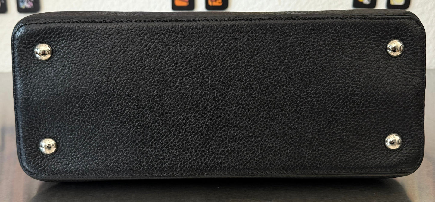 Louis Vuitton Capucines MM