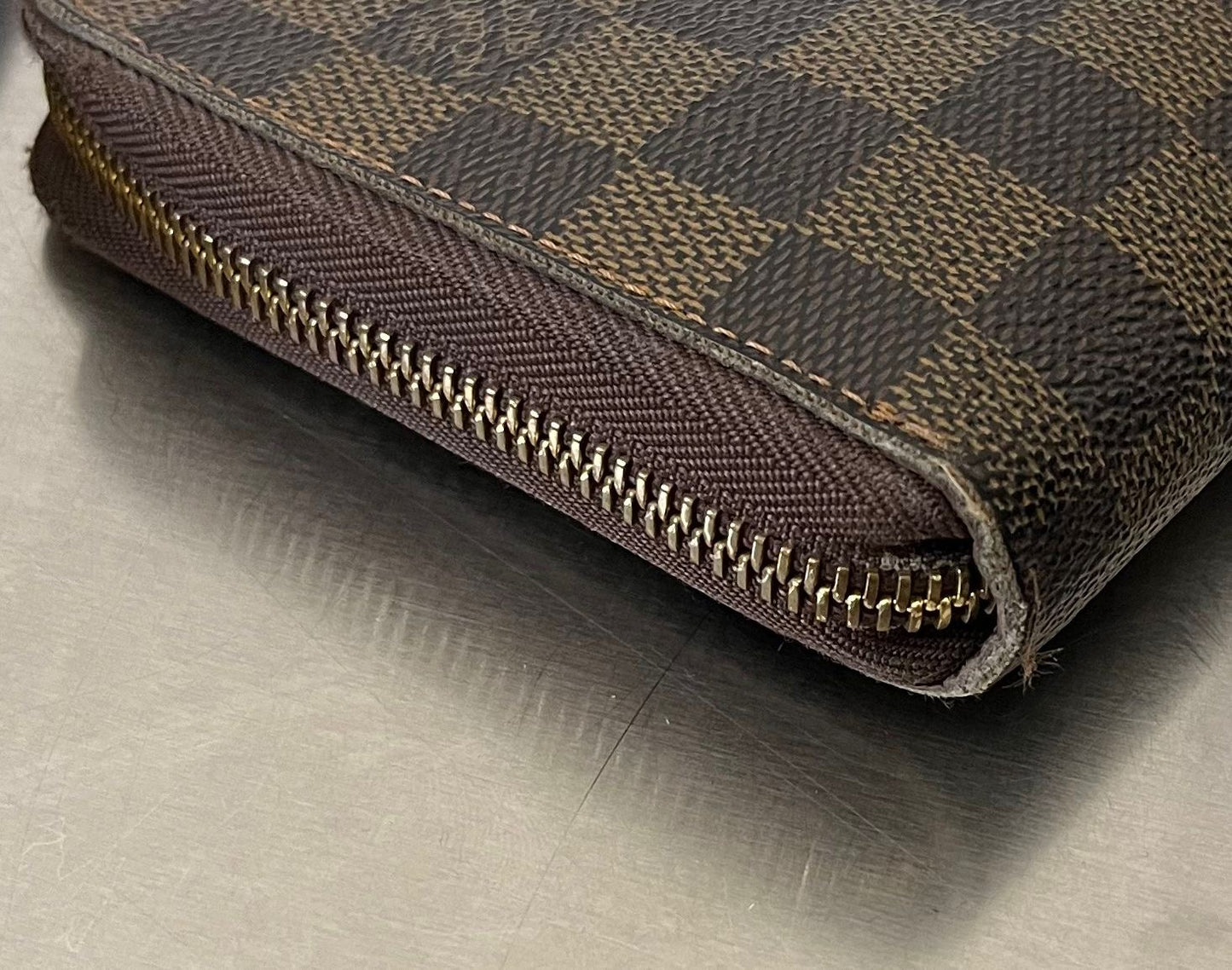 Louis Vuitton Zippy Organizer Damier
