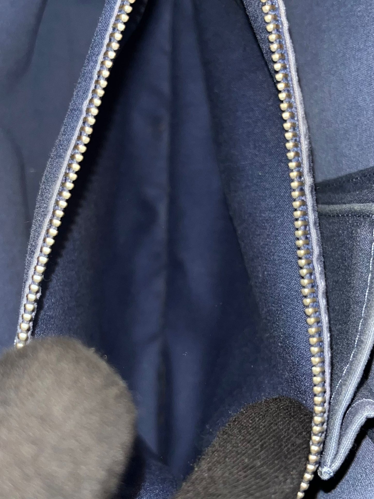 Louis Vuitton Mandela MM Epi