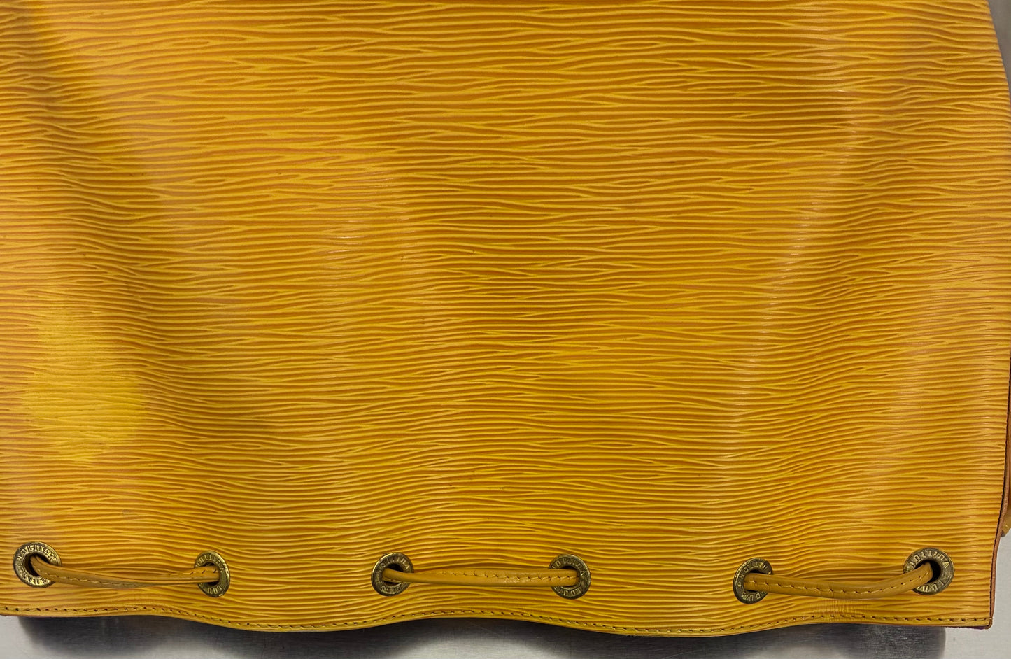 Louis Vuitton Sac Noé Petit EPI