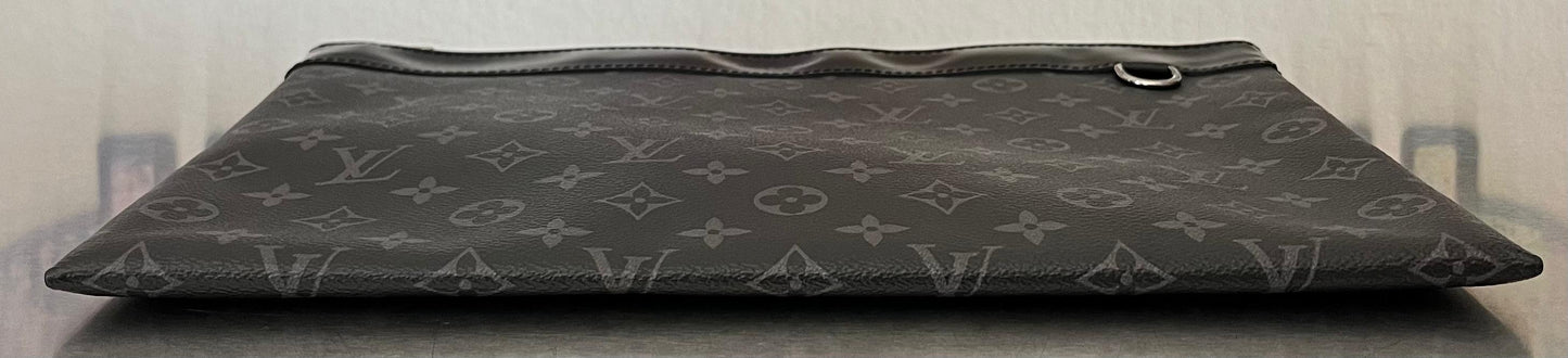 Louis Vuitton Pochette Discovery GM